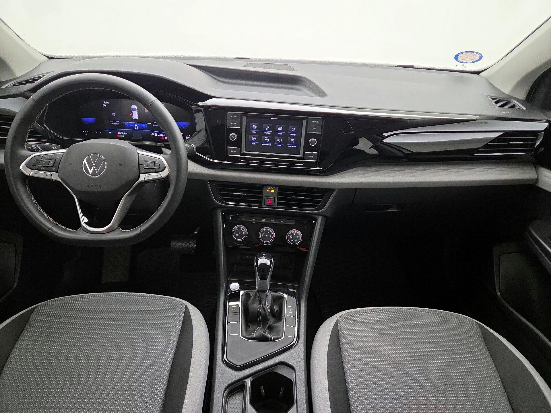 Thumbnail: 2024 Volkswagen Taos - 9