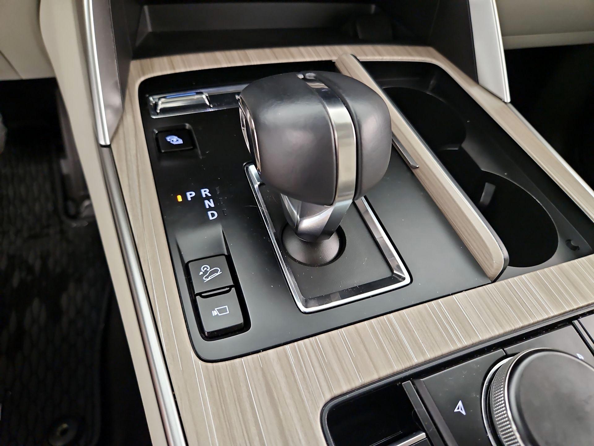 Thumbnail: 2024 Mazda CX-90 - 18