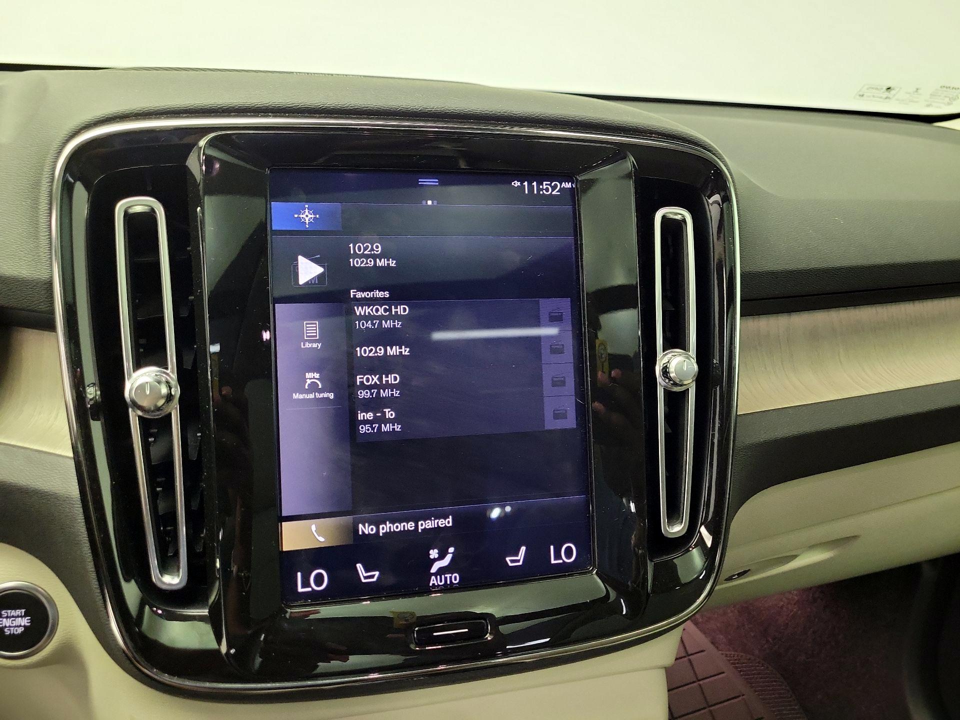 Thumbnail: 2020 Volvo XC40 - 16