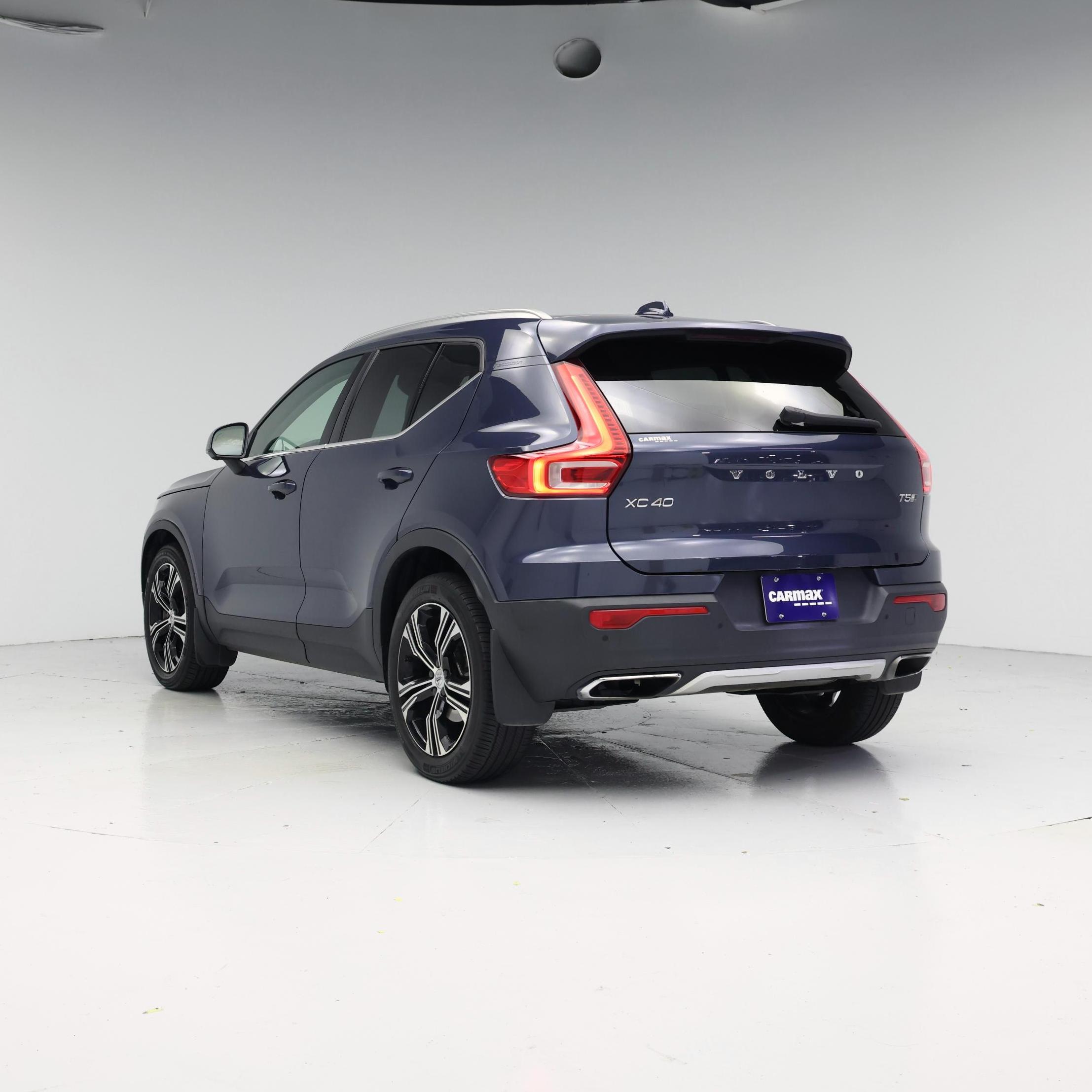 Thumbnail: 2020 Volvo XC40 - 2