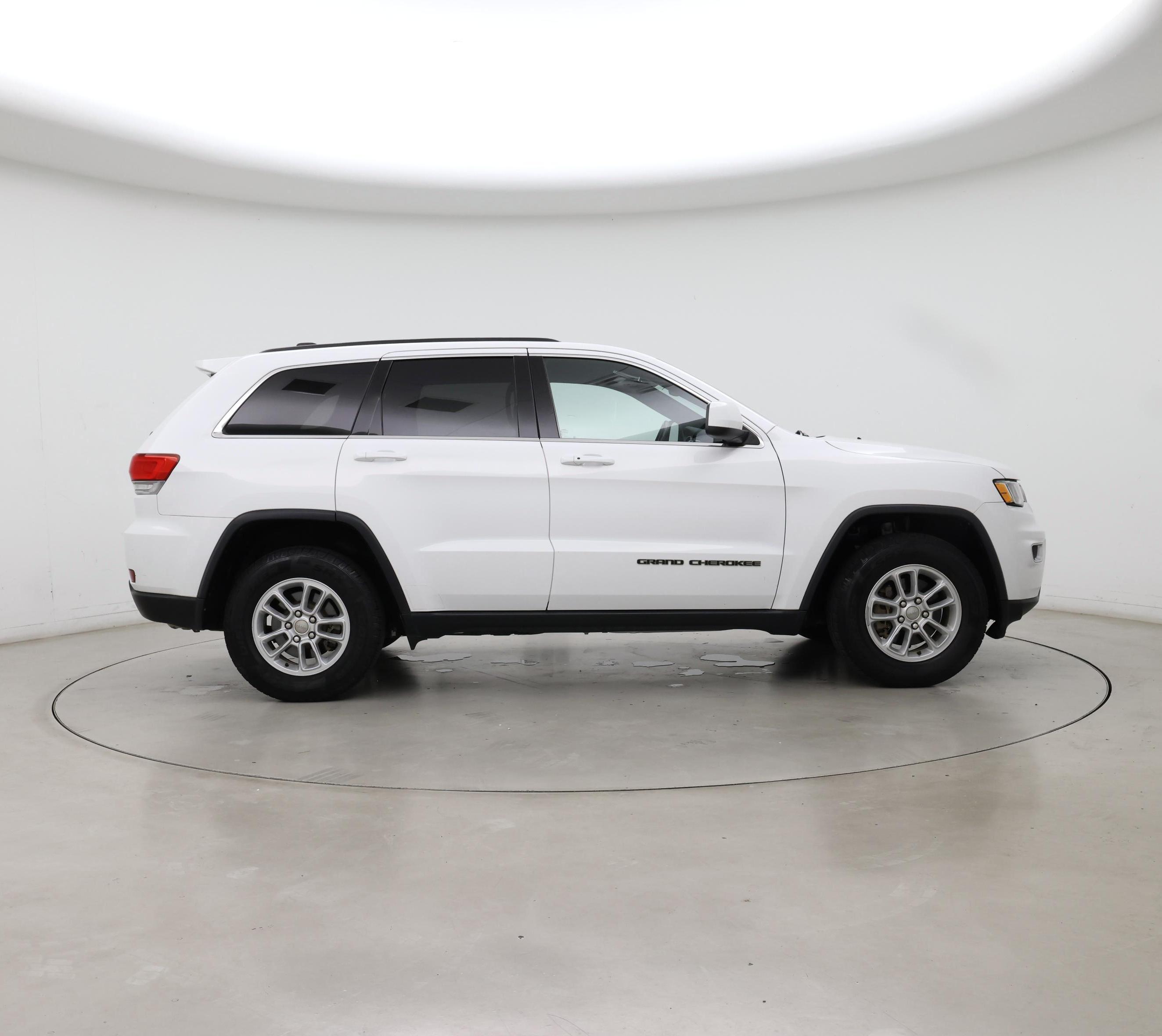 Thumbnail: 2018 Jeep Grand Cherokee - 7