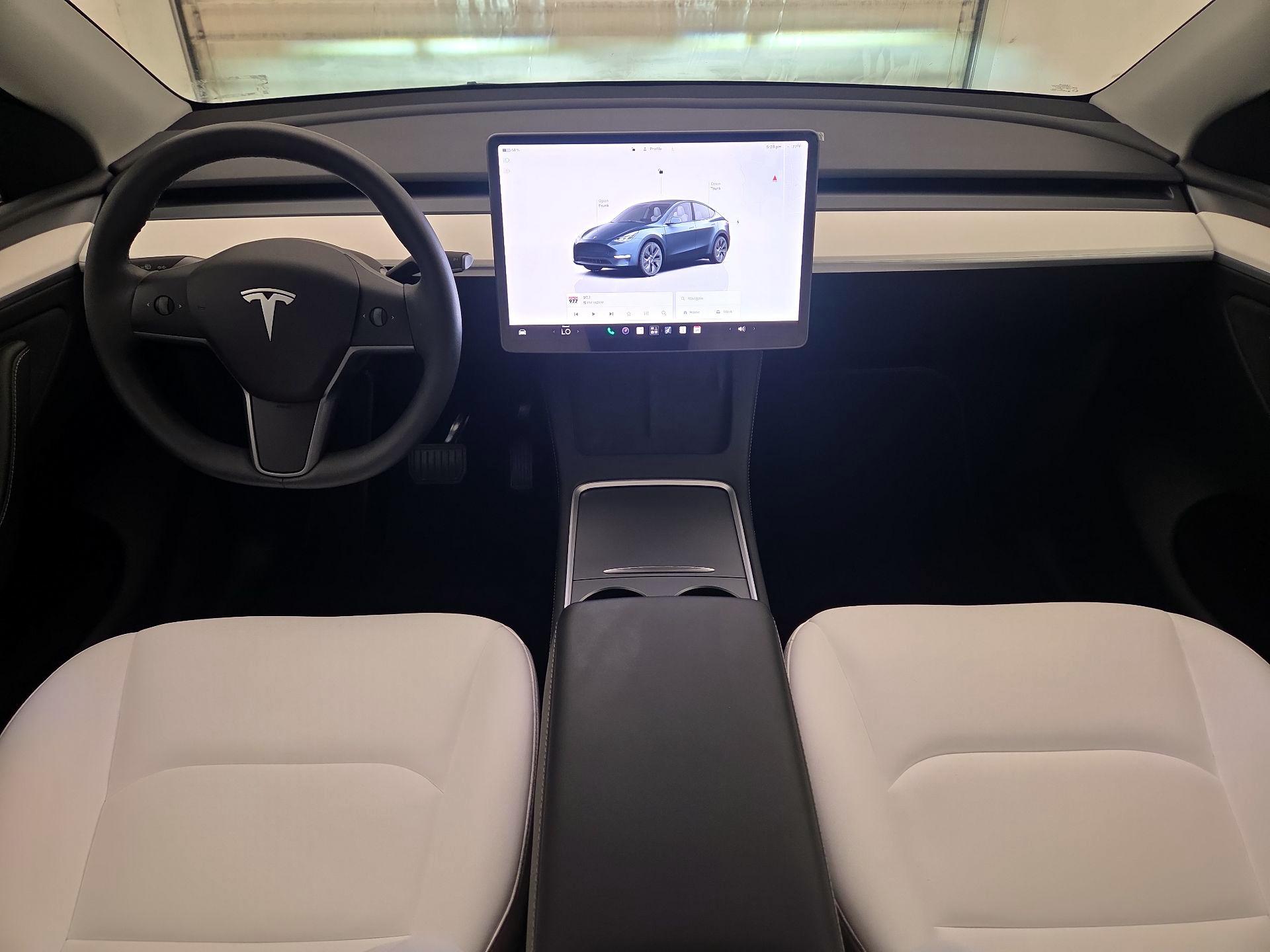 Thumbnail: 2024 Tesla Model Y - 9