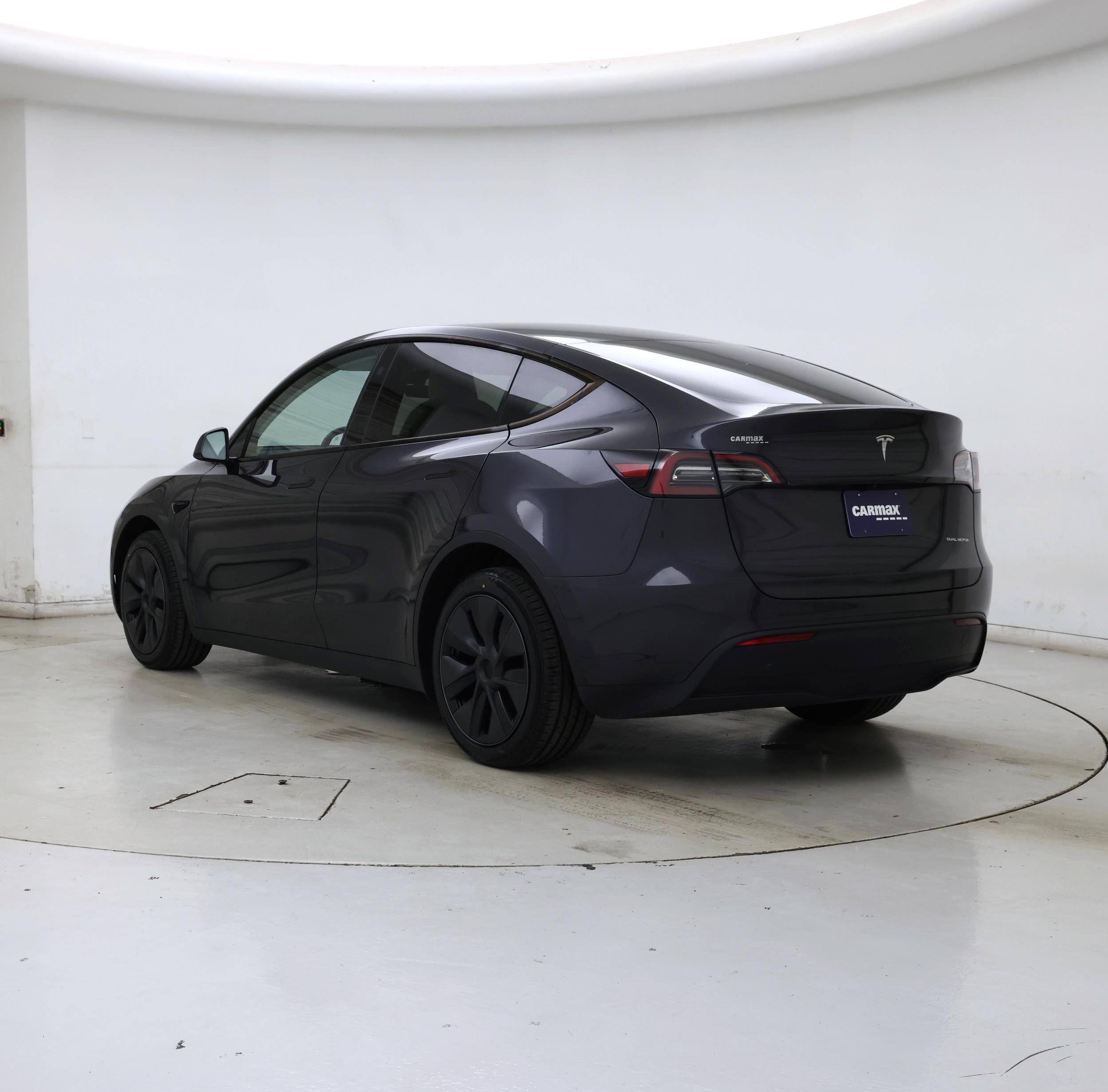 Thumbnail: 2024 Tesla Model Y - 2