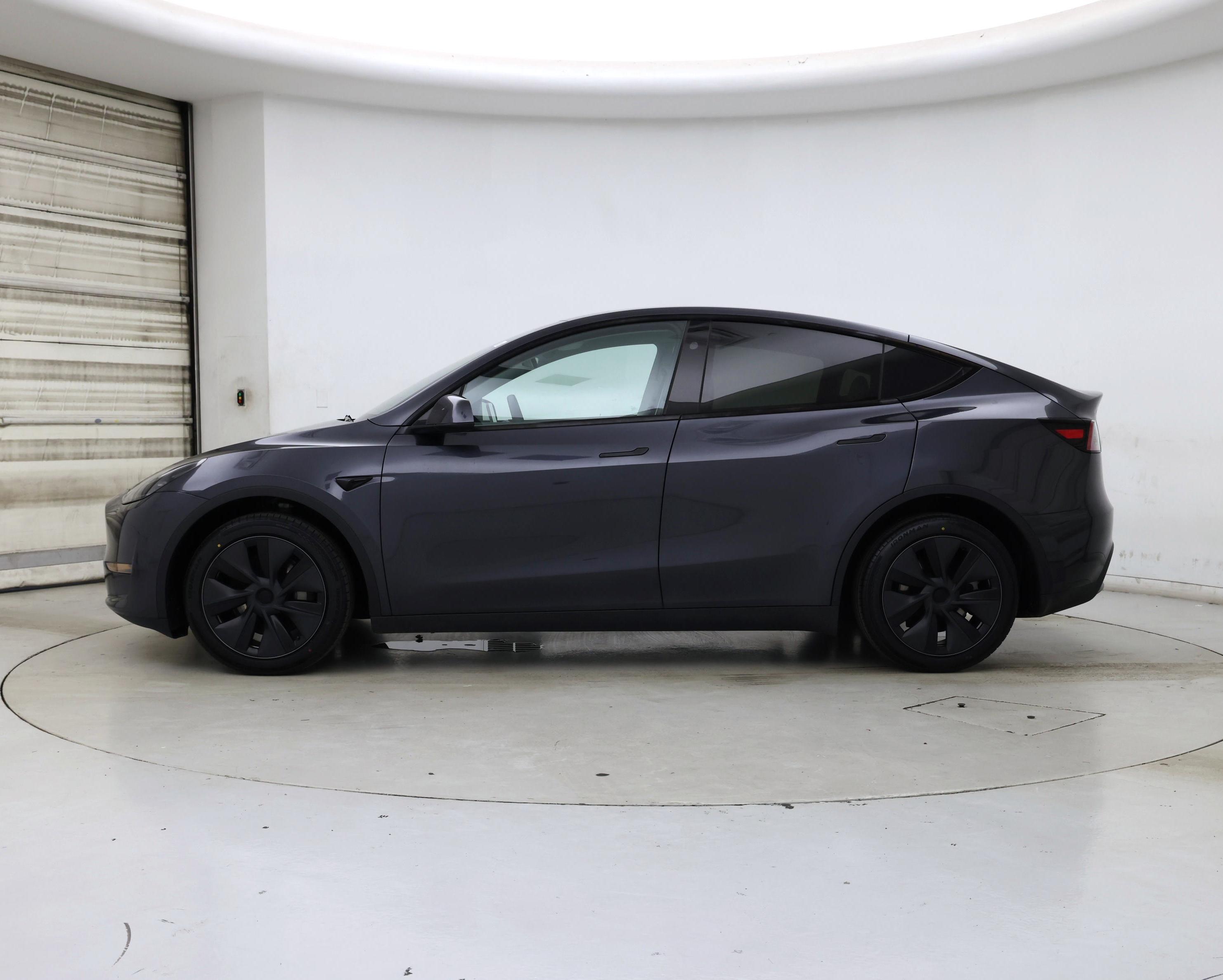 Thumbnail: 2024 Tesla Model Y - 3