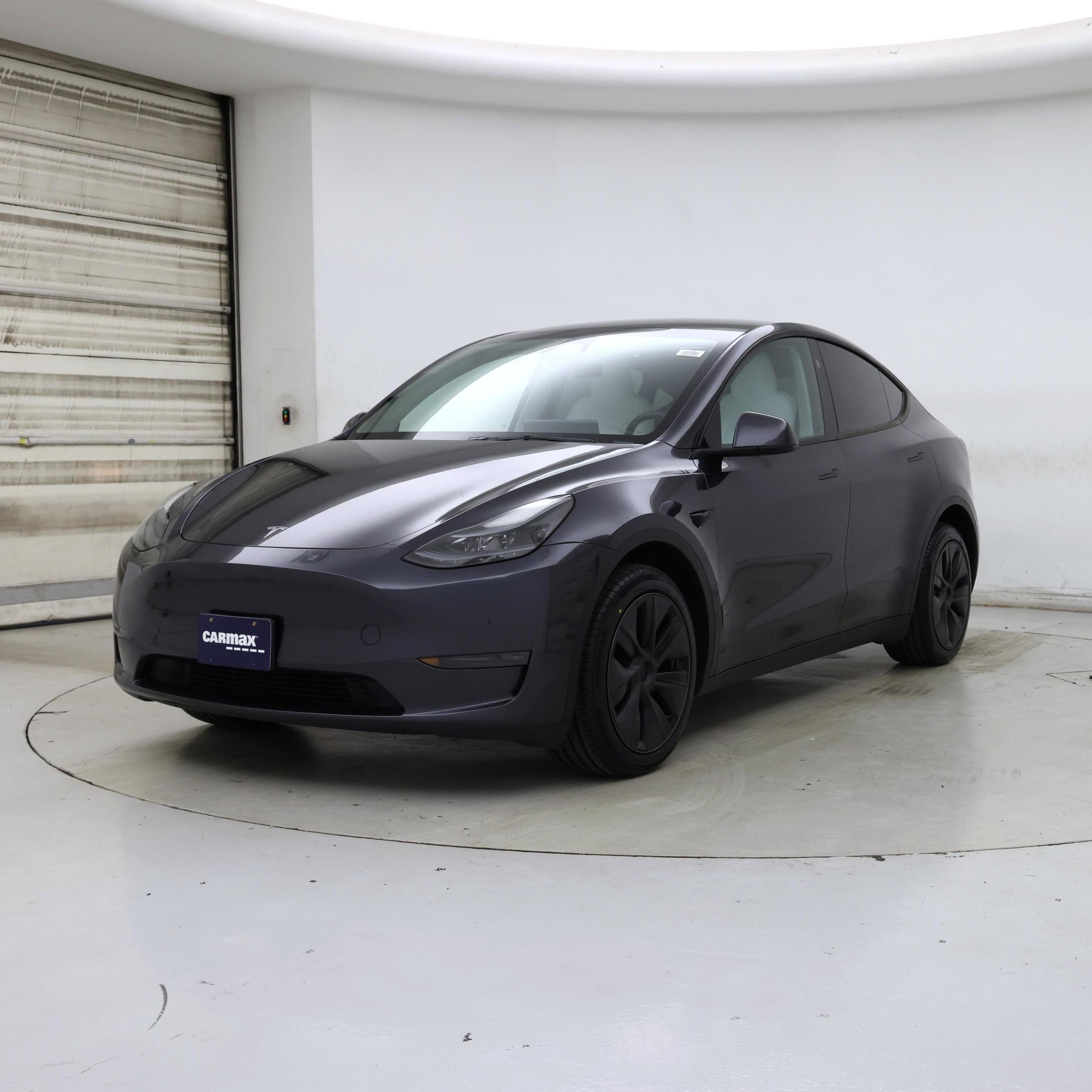 Thumbnail: 2024 Tesla Model Y - 4