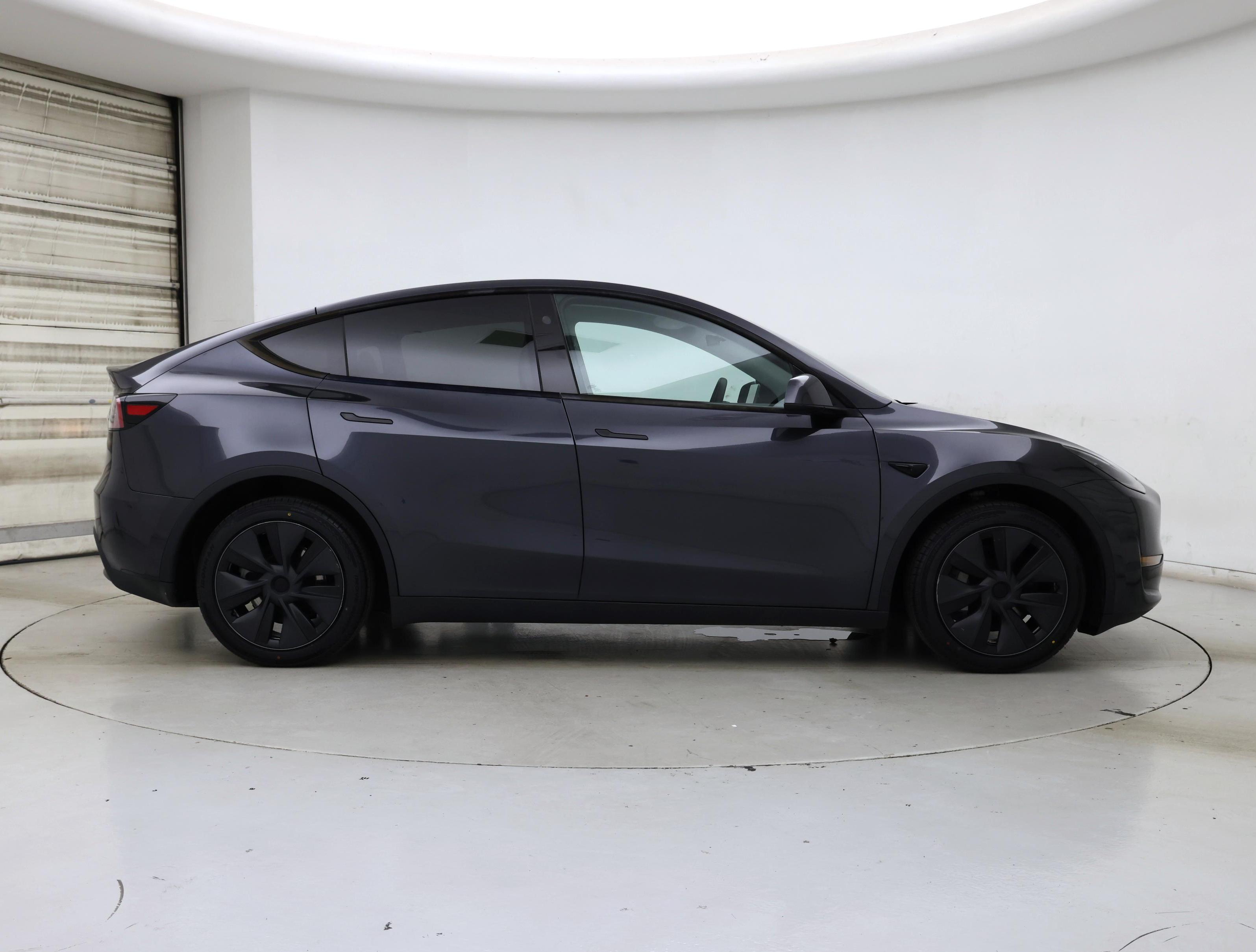 Thumbnail: 2024 Tesla Model Y - 7