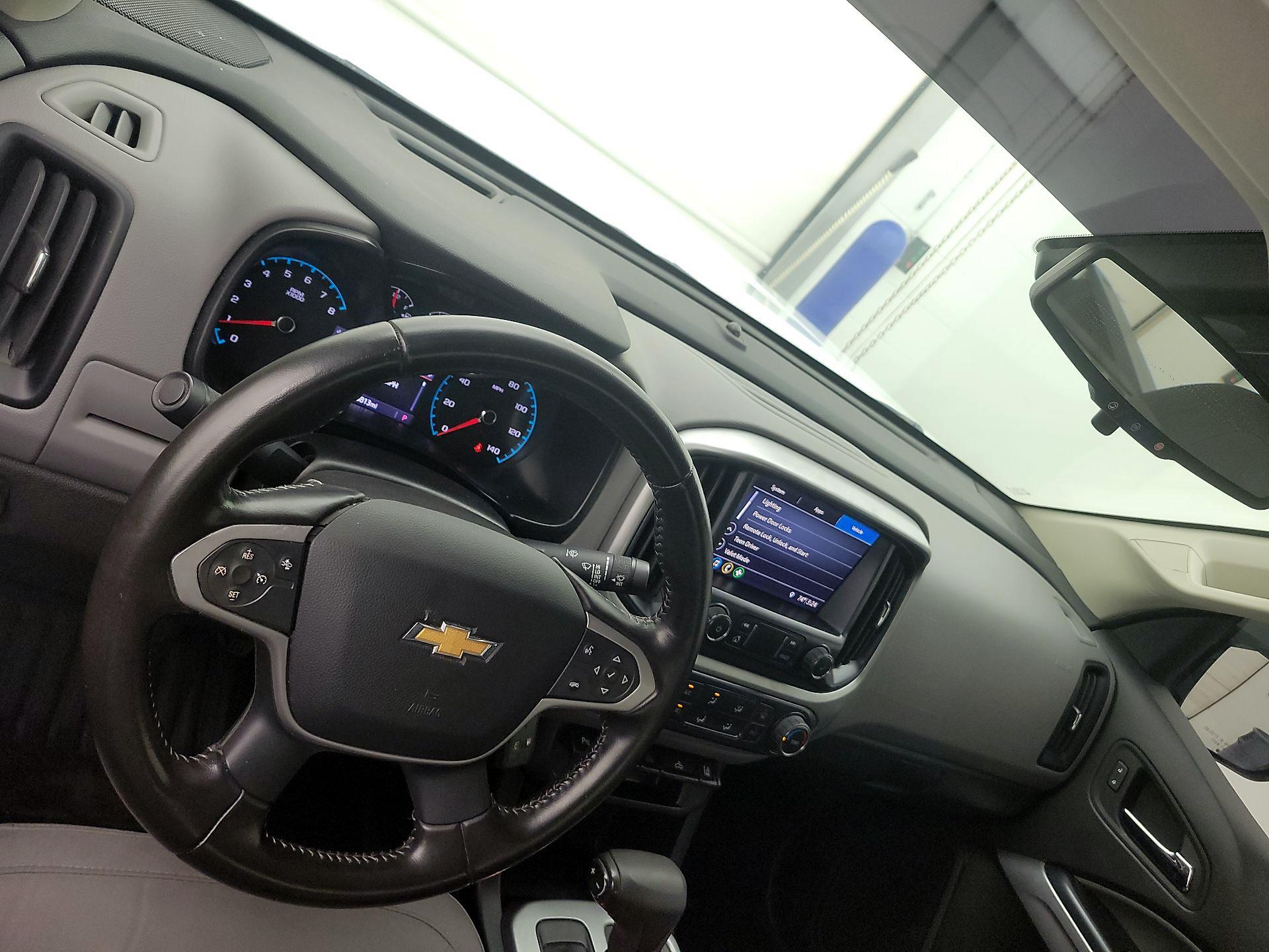 Thumbnail: 2020 Chevrolet Colorado - 9