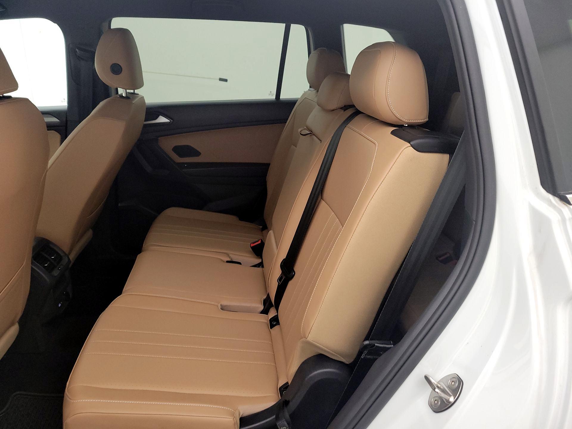 Thumbnail: 2023 Volkswagen Tiguan - 19