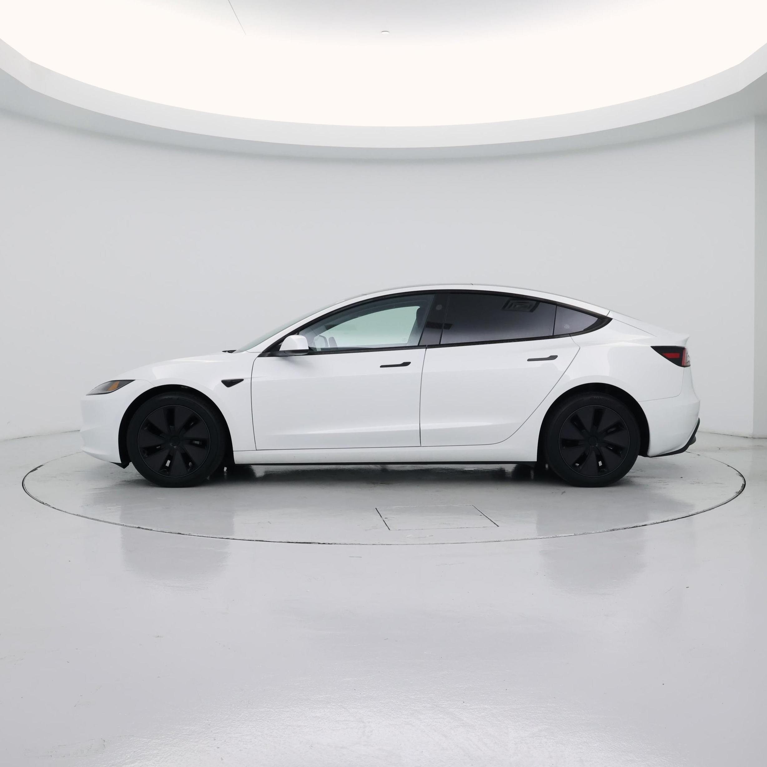 Thumbnail: 2025 Tesla Model 3 - 3