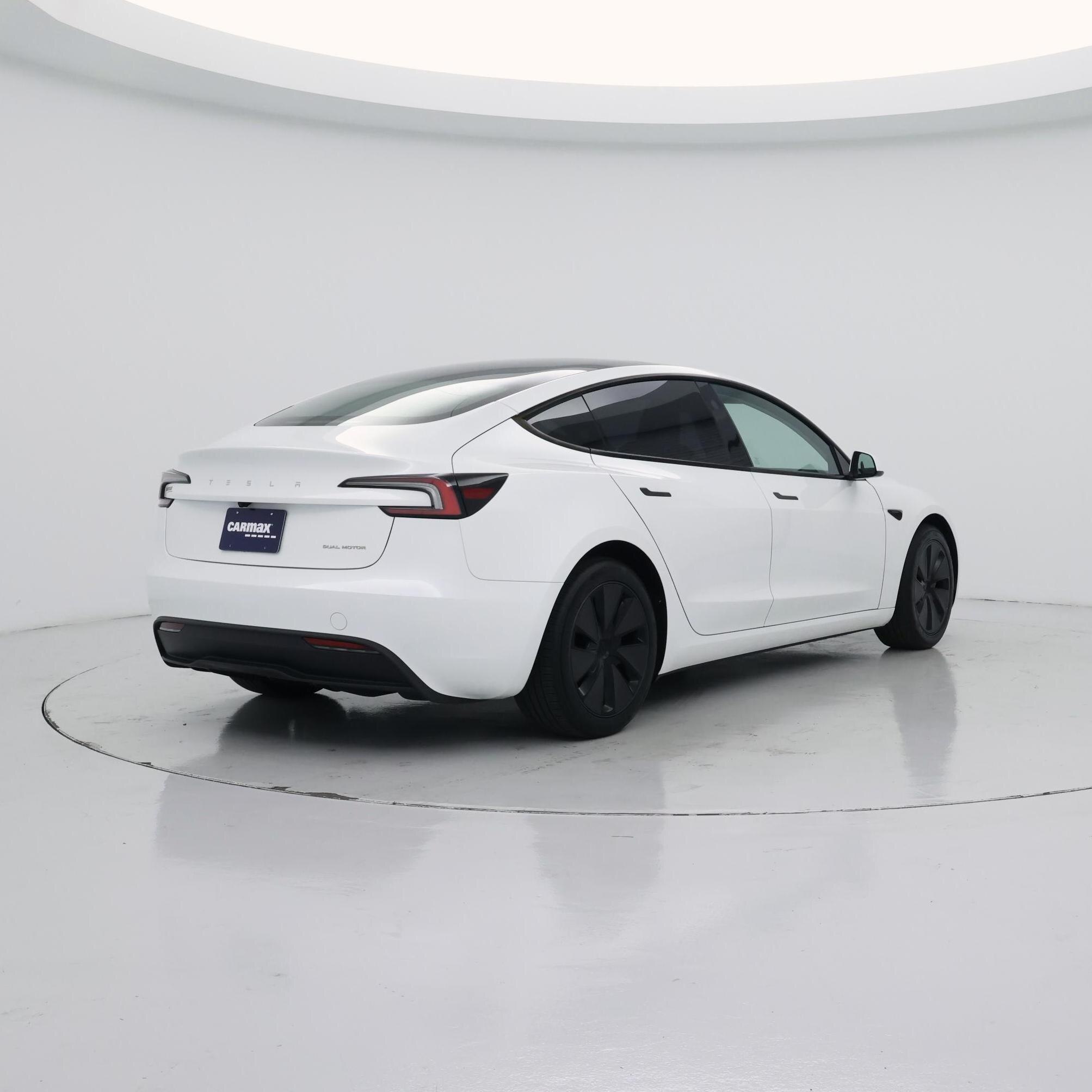 Thumbnail: 2025 Tesla Model 3 - 8