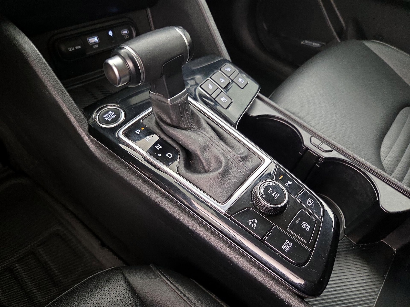 2025 Kia Sportage SX Prestige - Photo 19