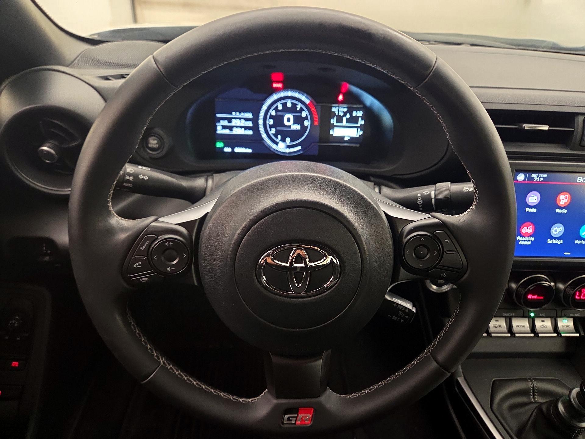Thumbnail: 2023 Toyota GR86 - 10