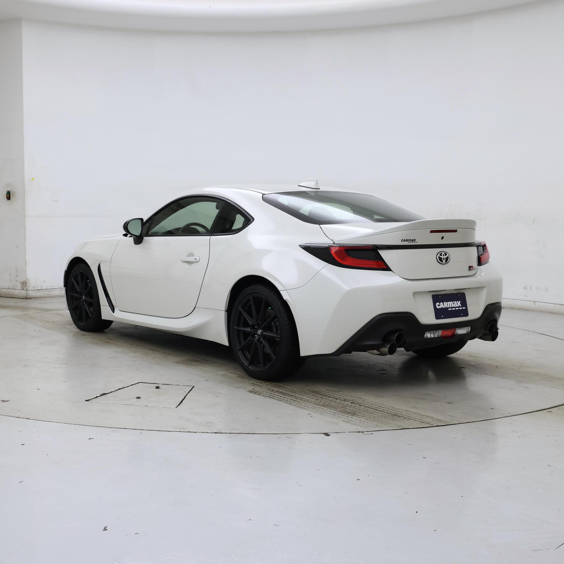 Thumbnail: 2023 Toyota GR86 - 2
