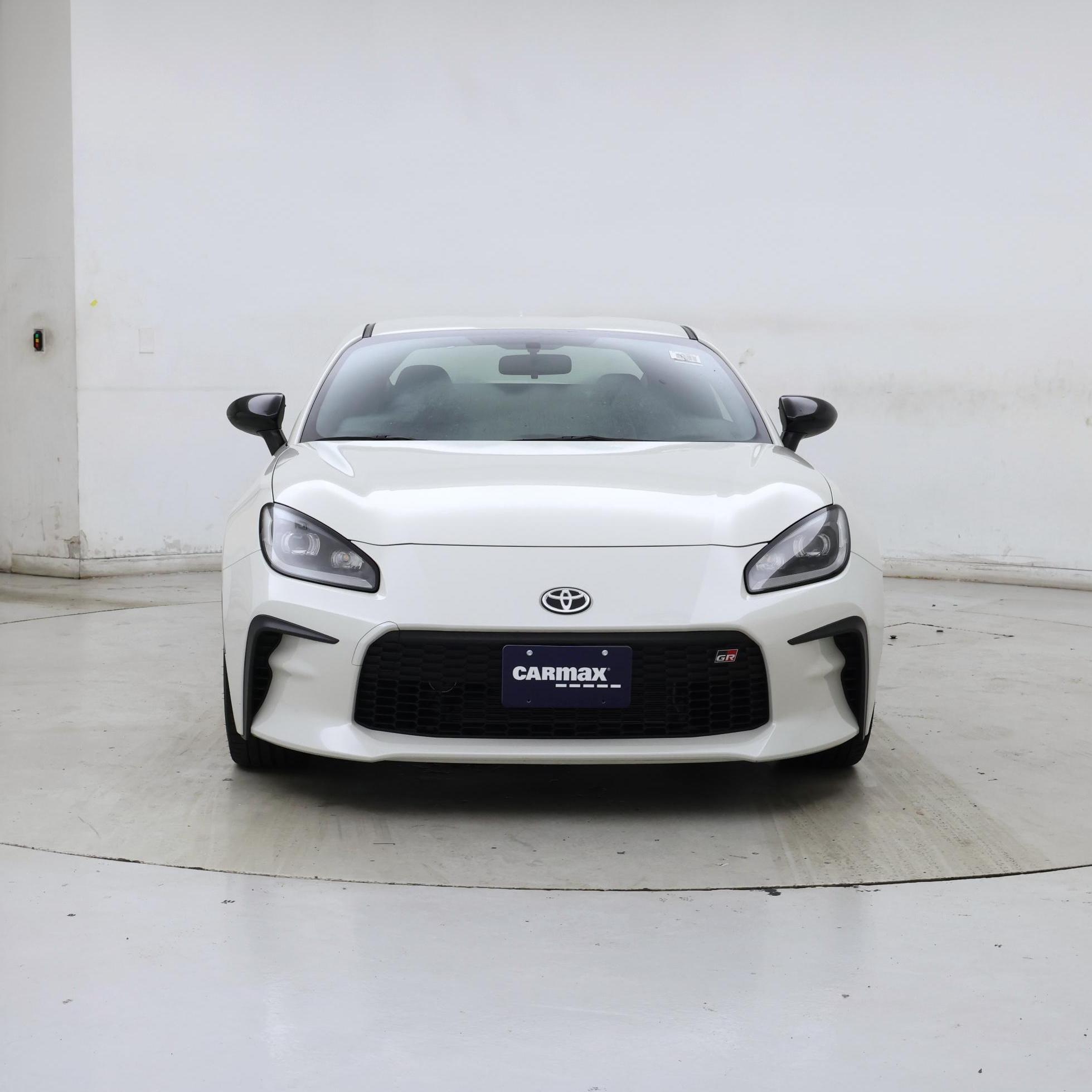 Thumbnail: 2023 Toyota GR86 - 5