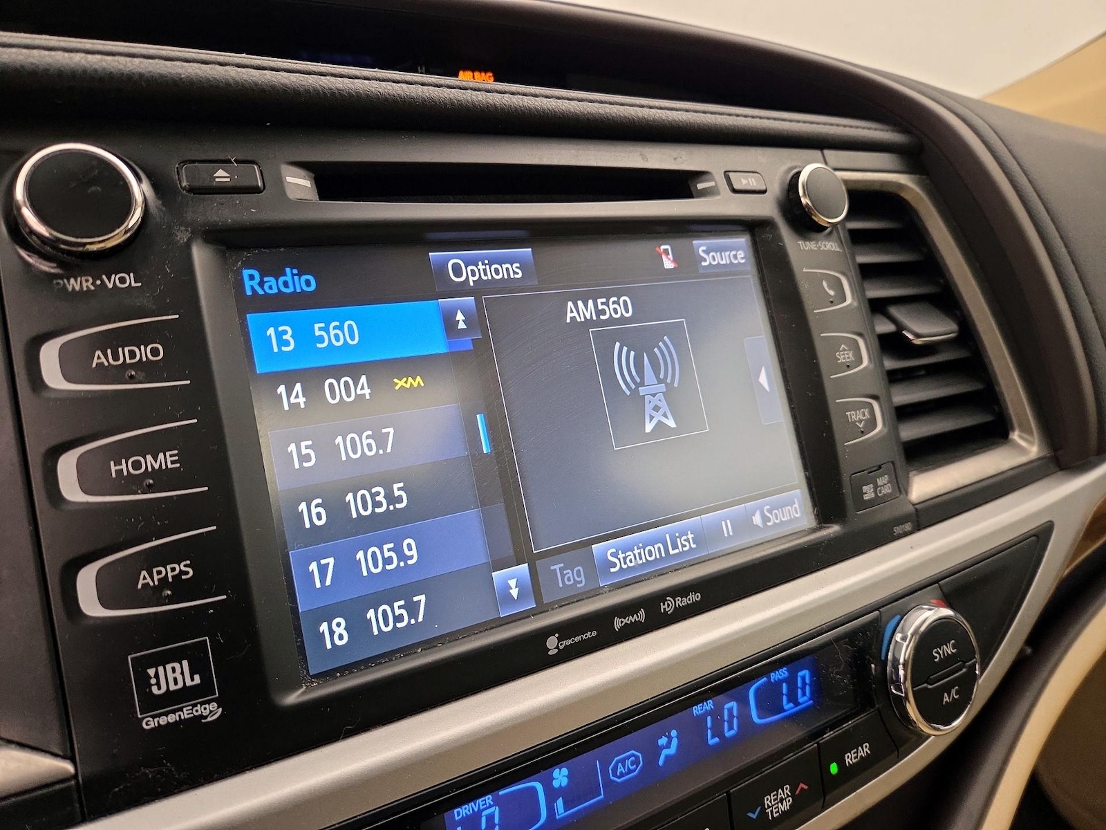 2018 Toyota Highlander Limited - Photo 17