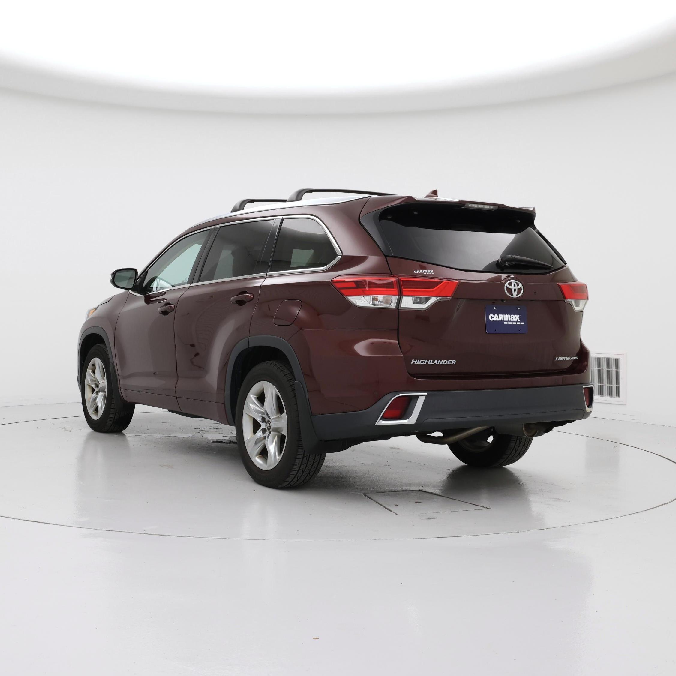 Thumbnail: 2018 Toyota Highlander - 2