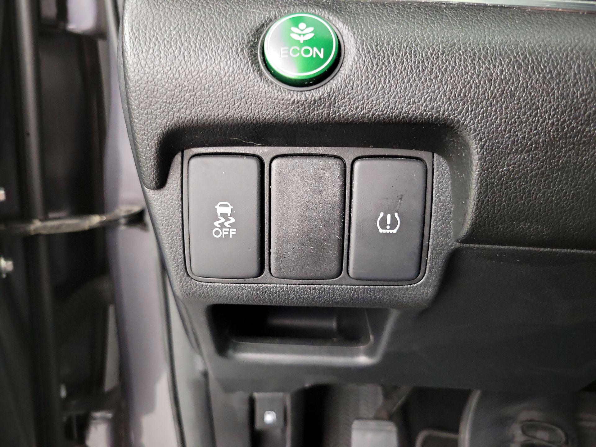 Thumbnail: 2016 Honda CR-V - 13