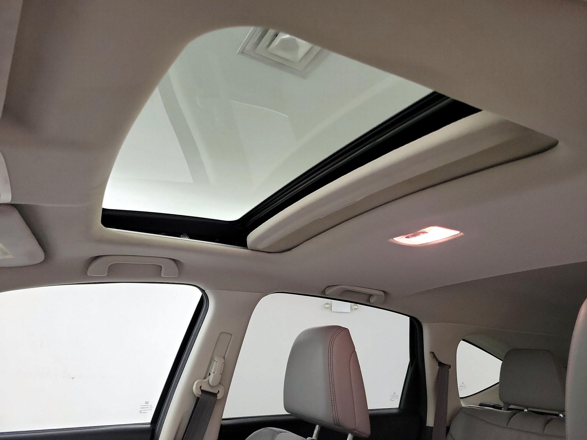 Thumbnail: 2016 Honda CR-V - 19