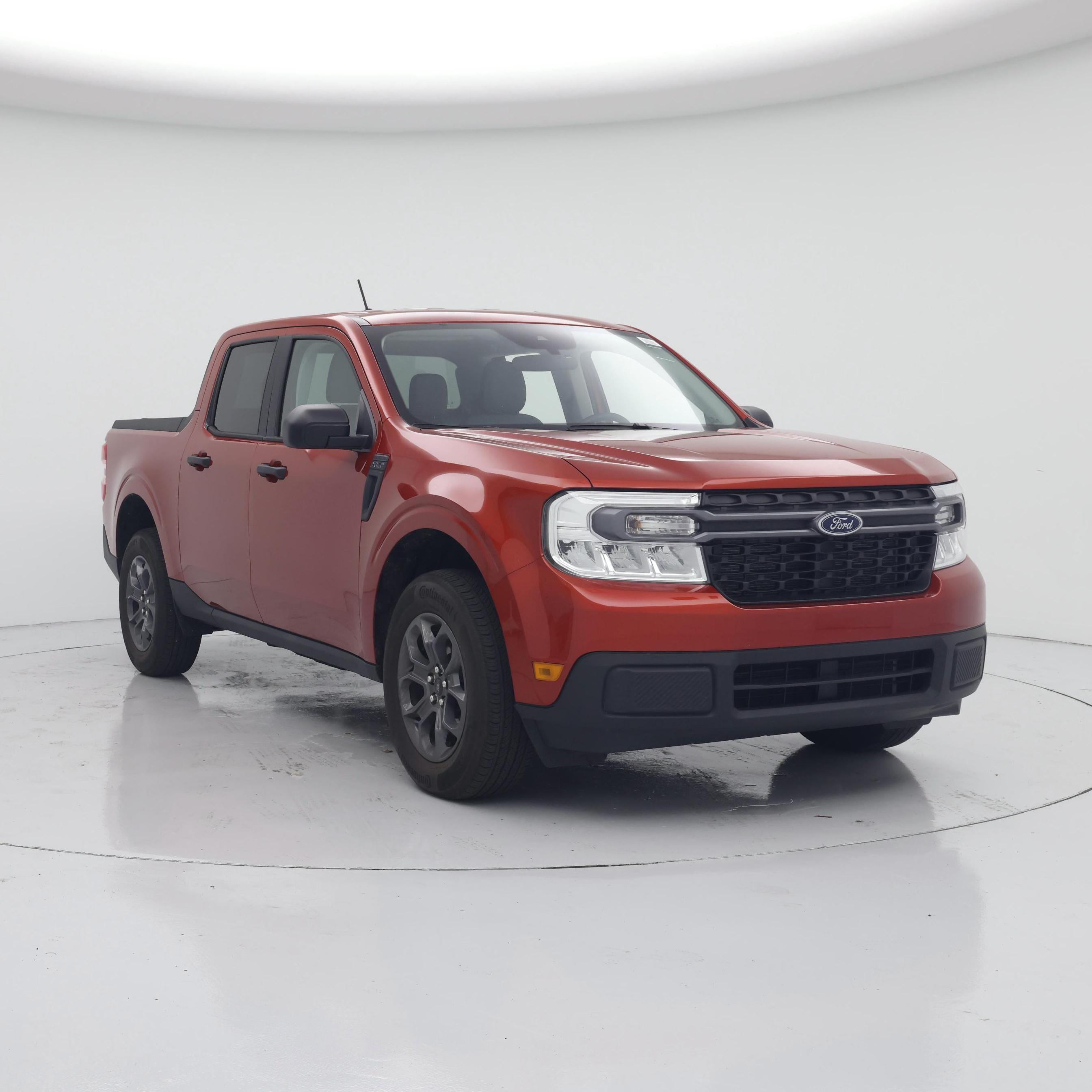 Orange 2023 Ford Maverick XLT SuperCrew FWD Pickup Truck Front-Wheel Drive Automatic