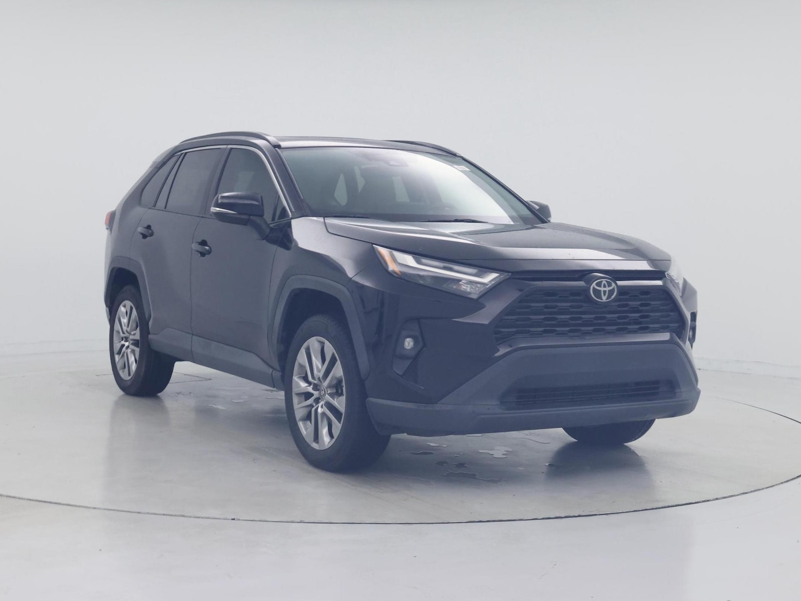 2023 Toyota RAV4 XLE Premium - Photo 2