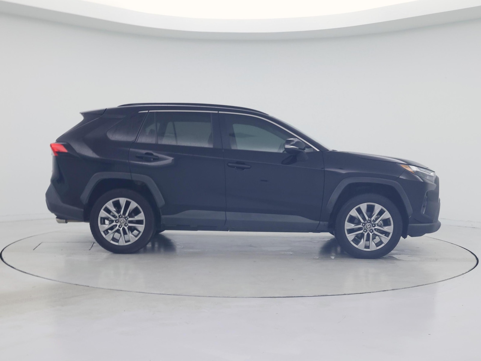 2023 Toyota RAV4 XLE Premium - Photo 8