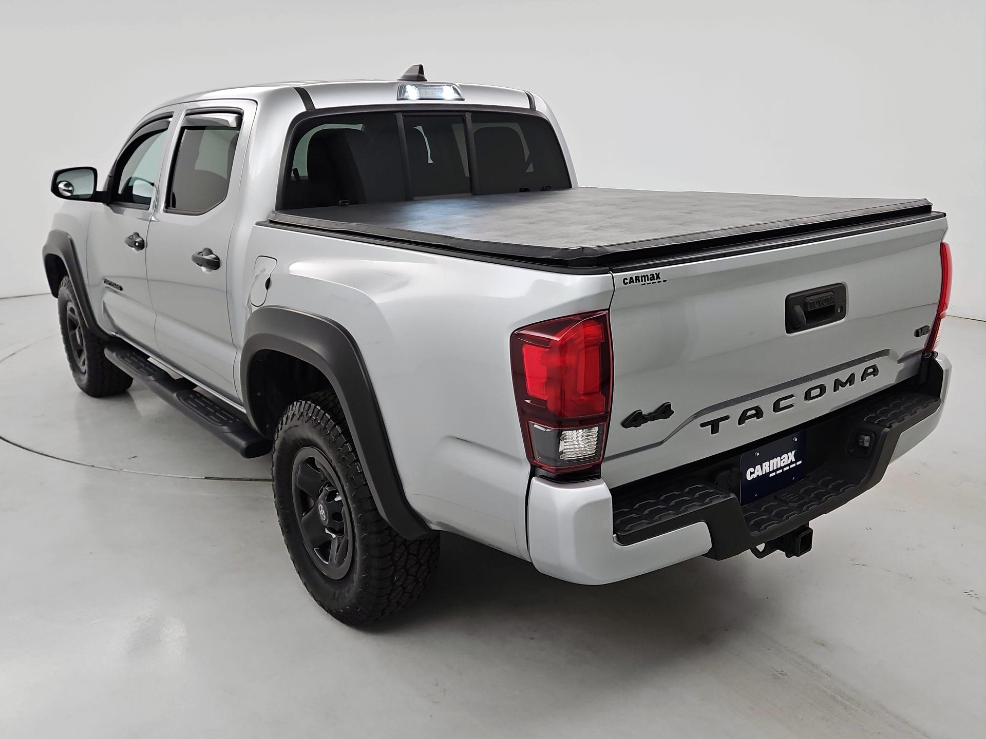 Thumbnail: 2022 Toyota Tacoma - 7
