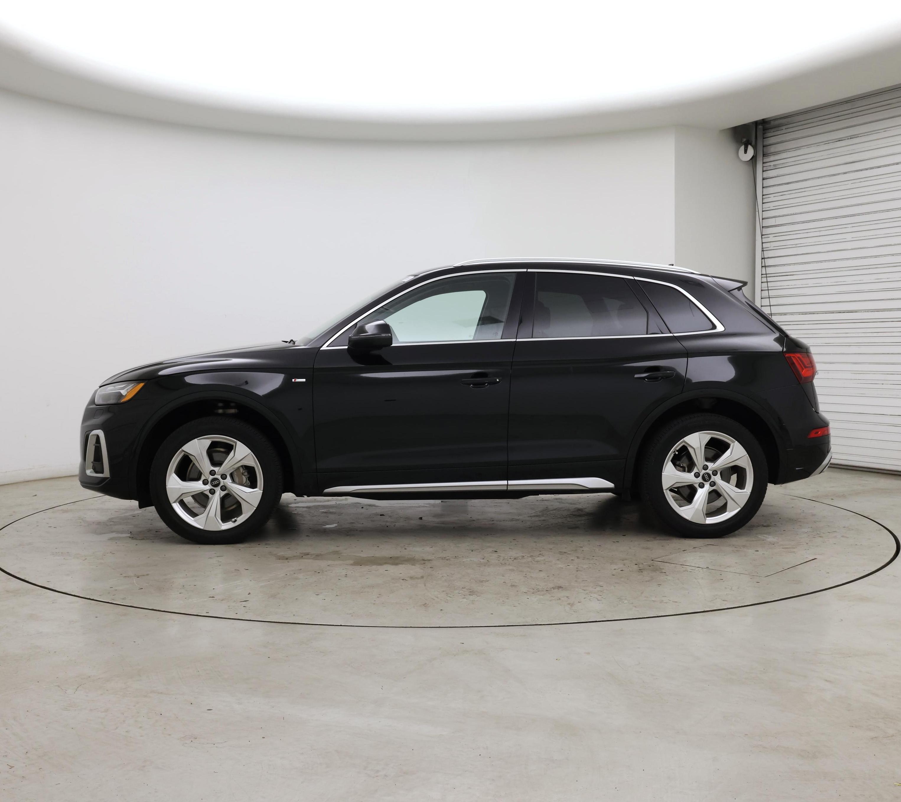 Thumbnail: 2022 Audi Q5 - 3