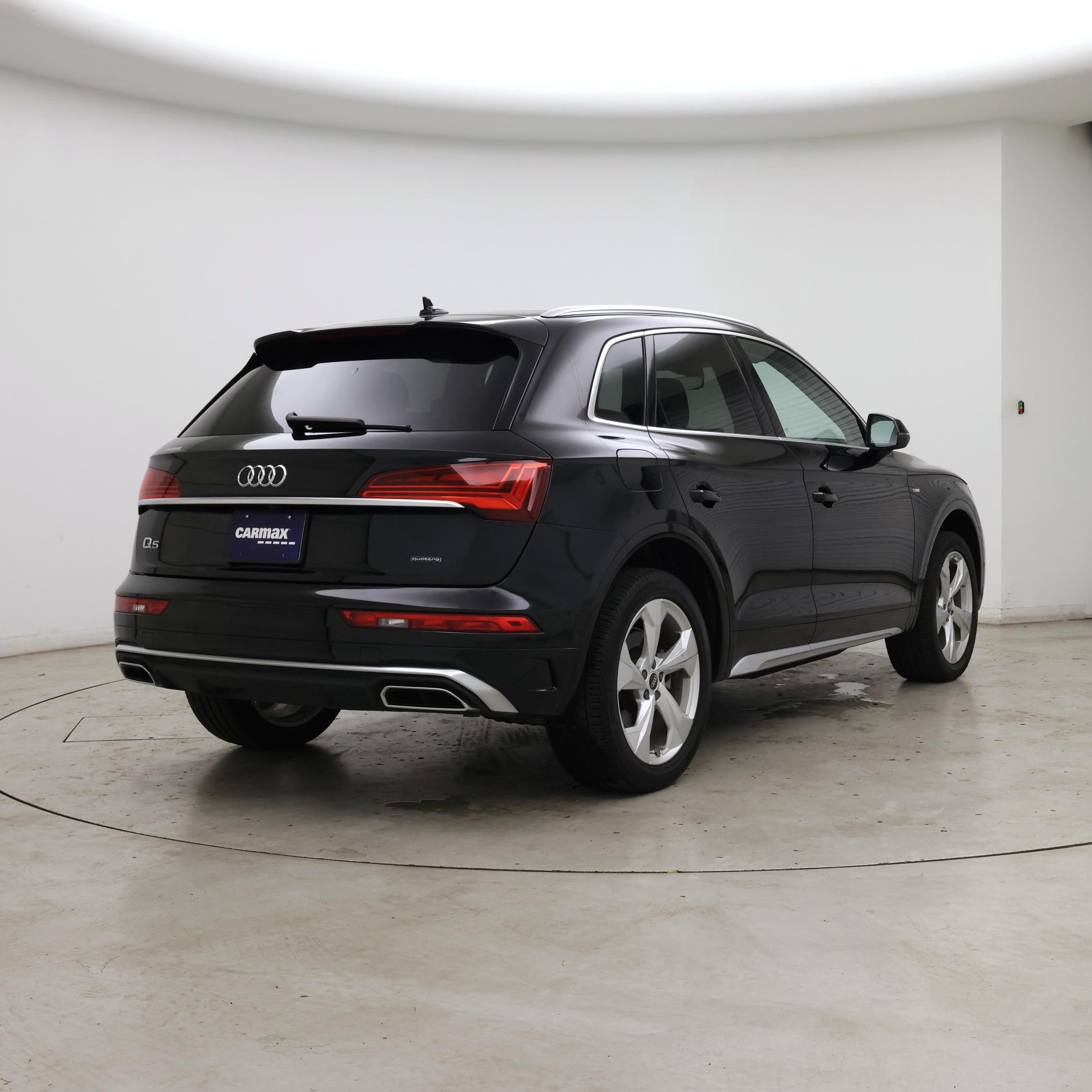Thumbnail: 2022 Audi Q5 - 8