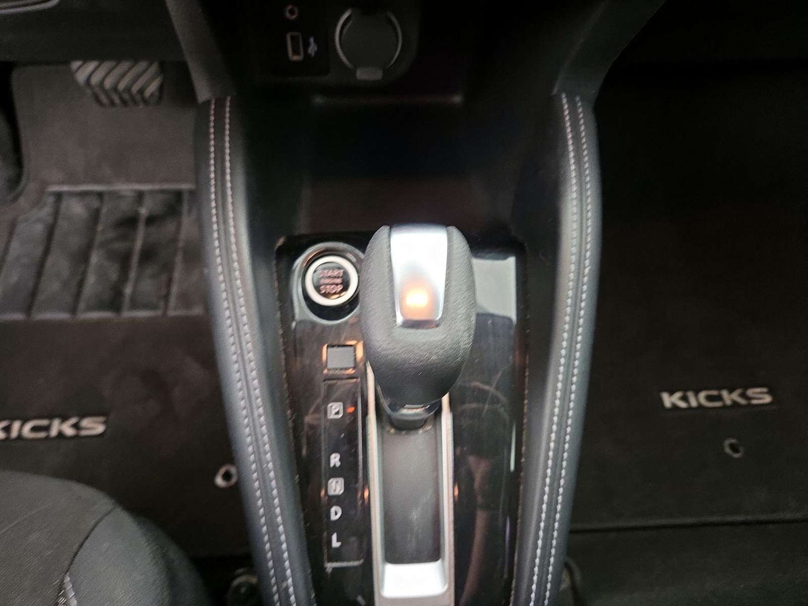2020 Nissan Kicks SV - Photo 17
