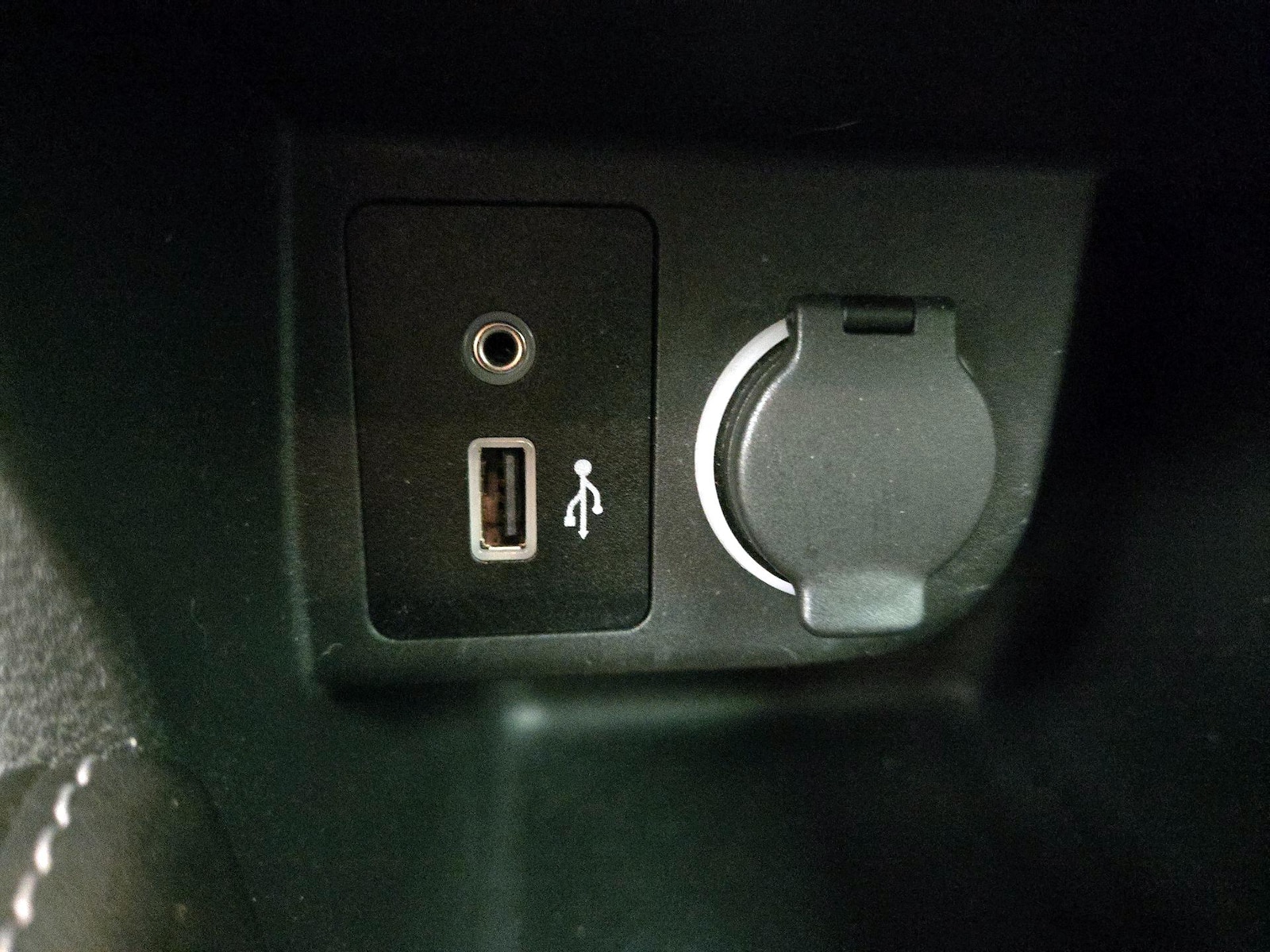2020 Nissan Kicks SV - Photo 18