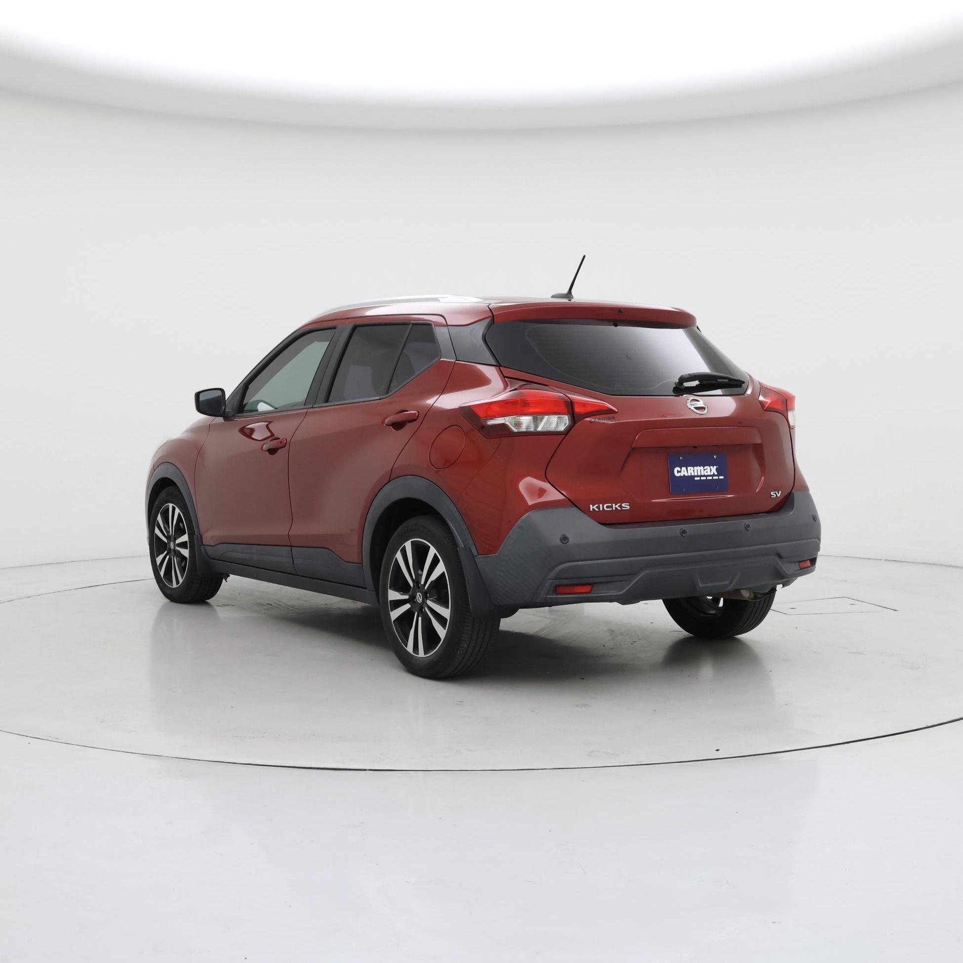 Thumbnail: 2020 Nissan Kicks - 2
