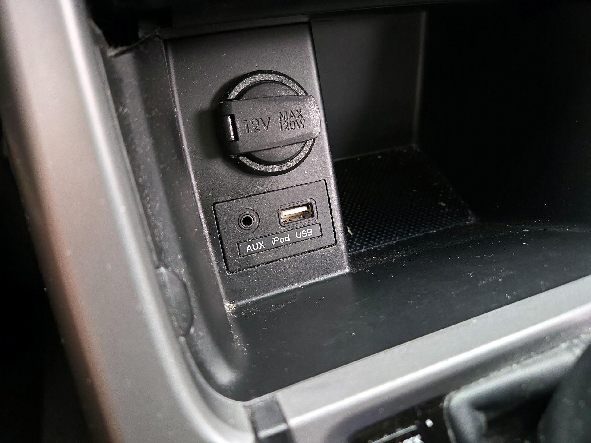 Thumbnail: 2016 Hyundai Elantra - 19