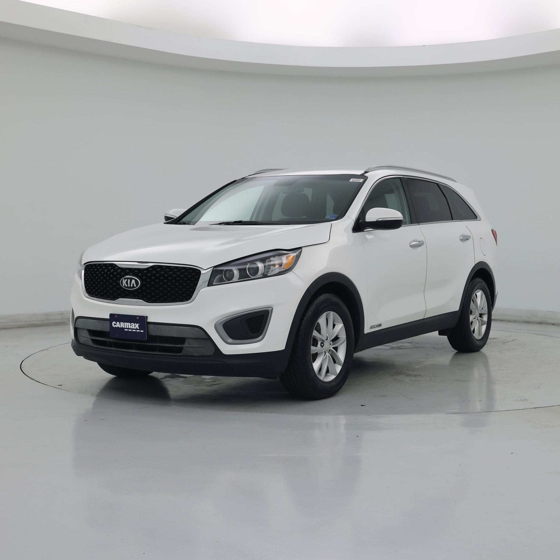 Thumbnail: 2016 Kia Sorento - 4