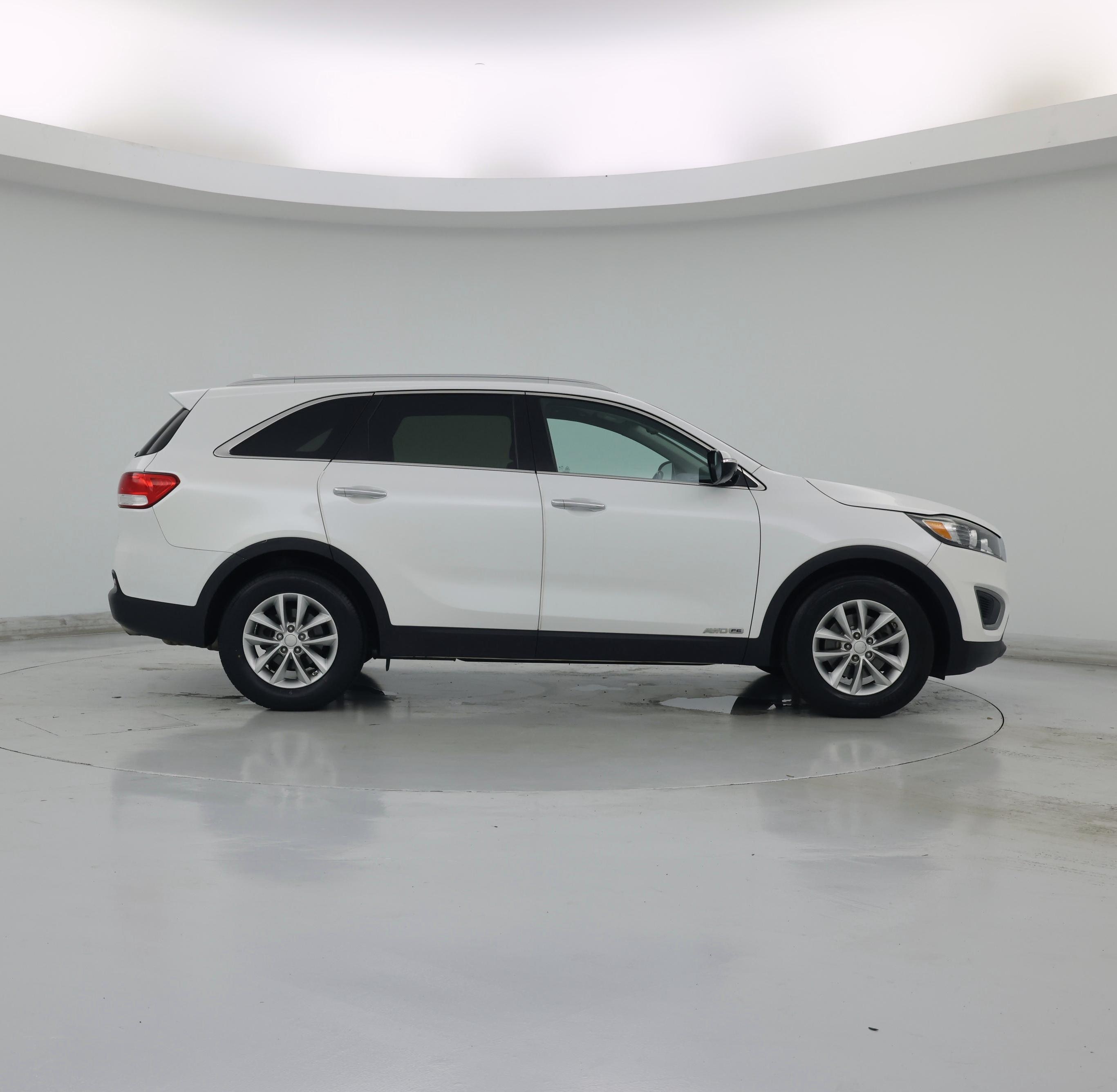 Thumbnail: 2016 Kia Sorento - 7