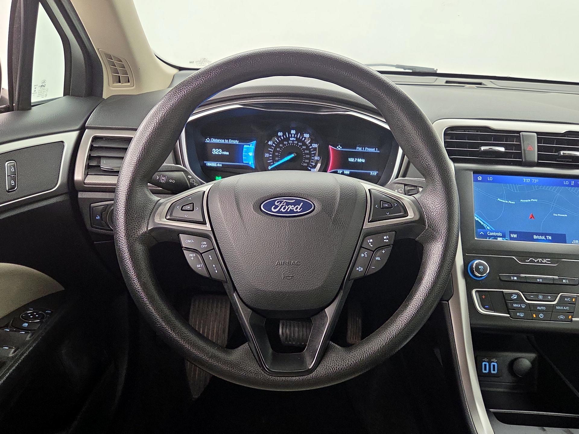 Thumbnail: 2020 Ford Fusion - 10
