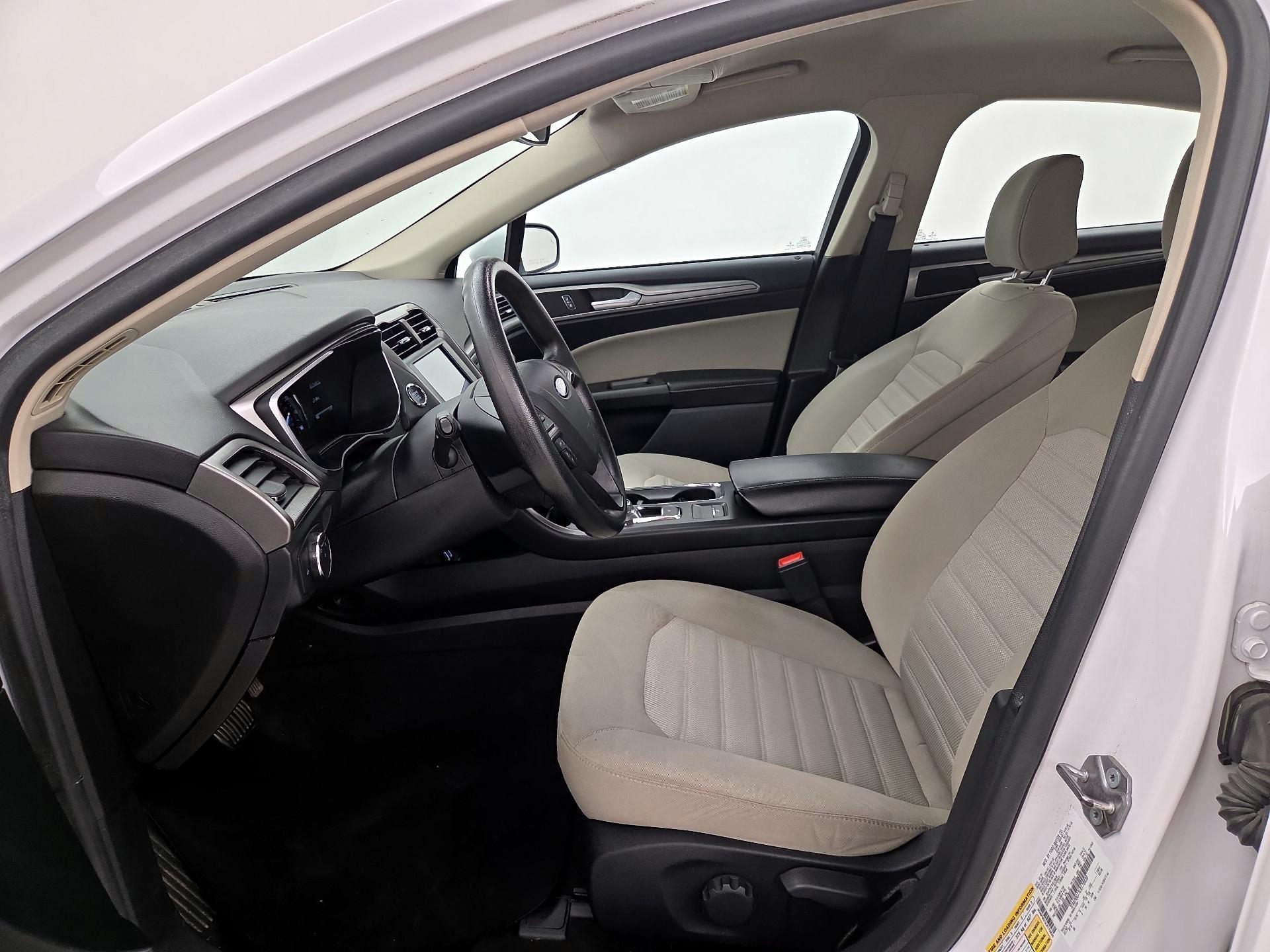 Thumbnail: 2020 Ford Fusion - 11