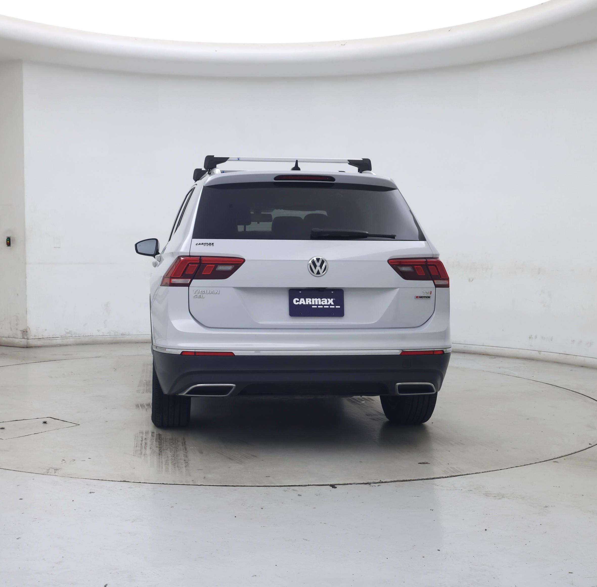Thumbnail: 2018 Volkswagen Tiguan - 6