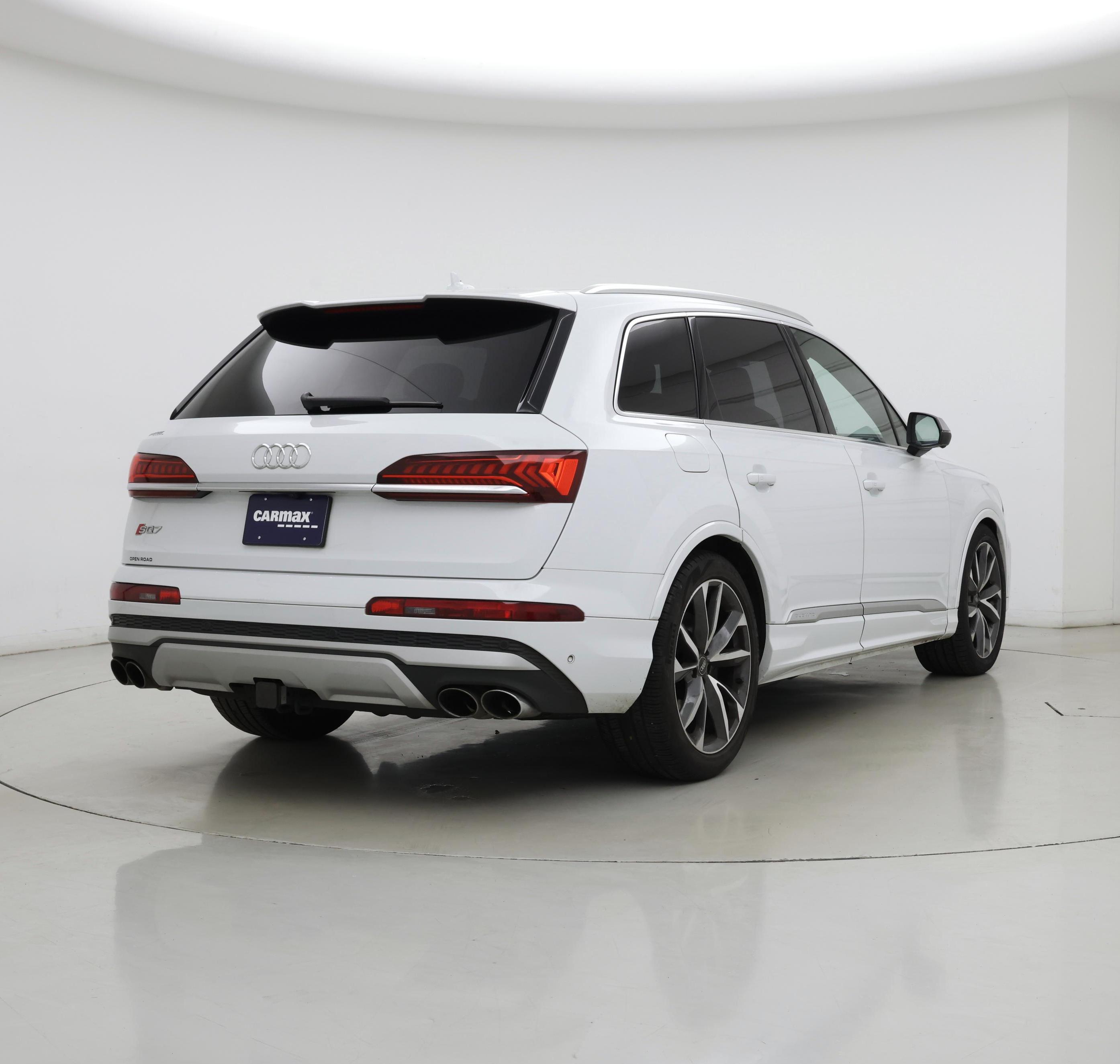 Thumbnail: 2021 Audi SQ7 - 8