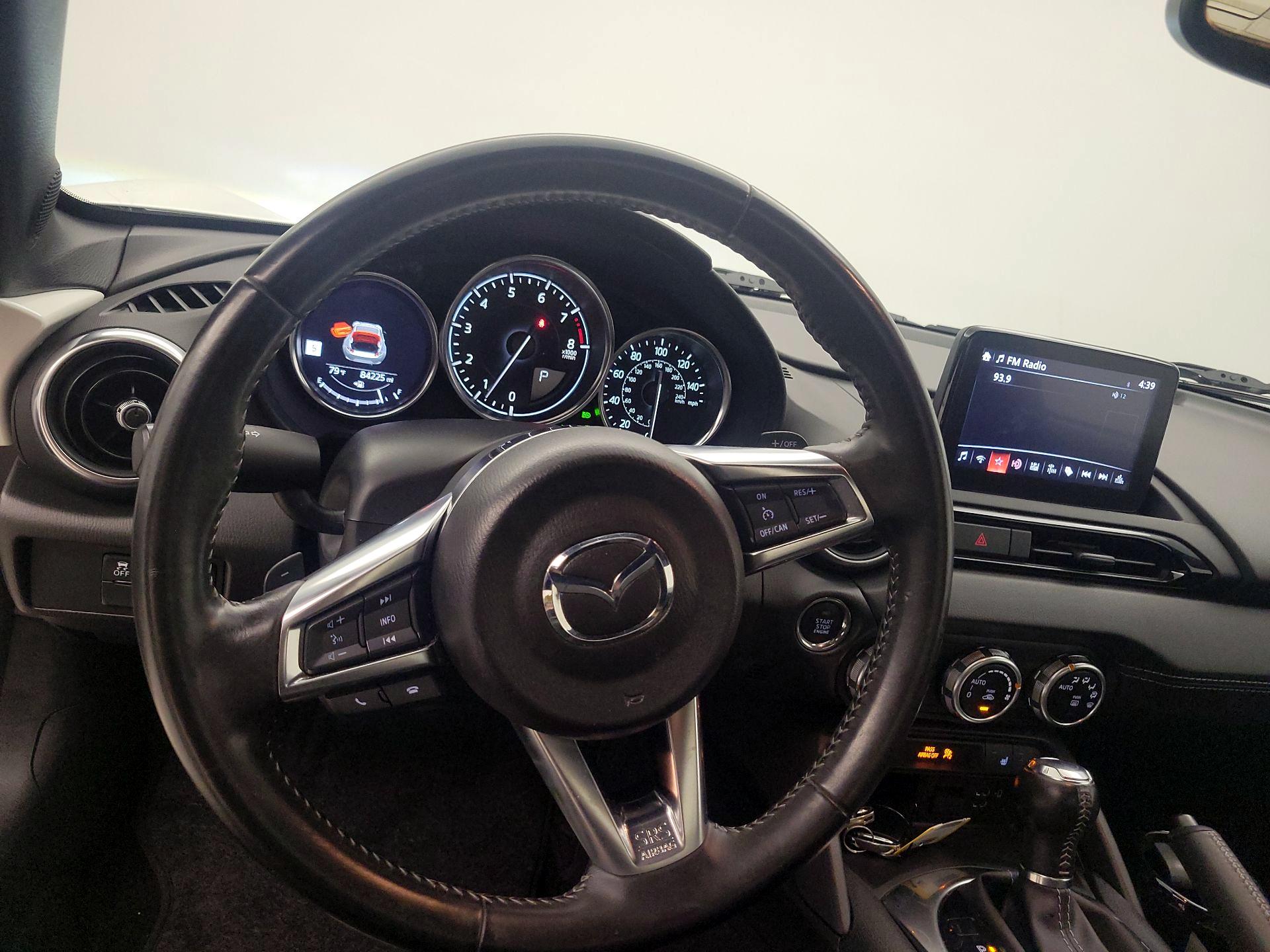 Thumbnail: 2020 Mazda MX-5 Miata - 10