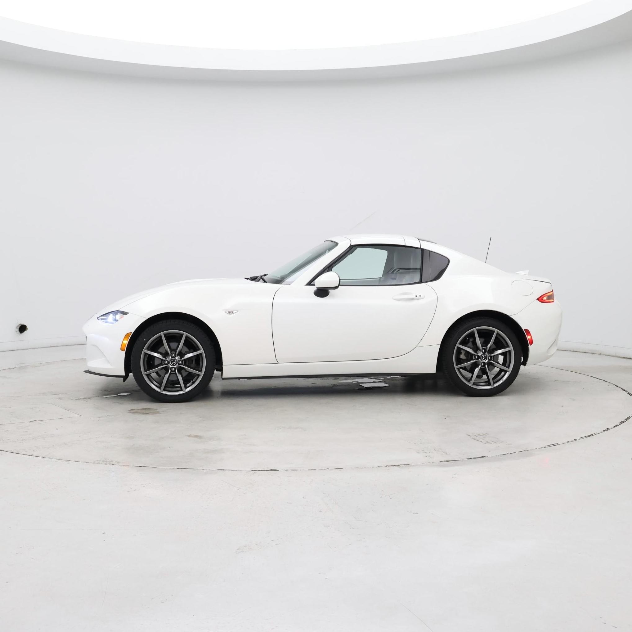 Thumbnail: 2020 Mazda MX-5 Miata - 2