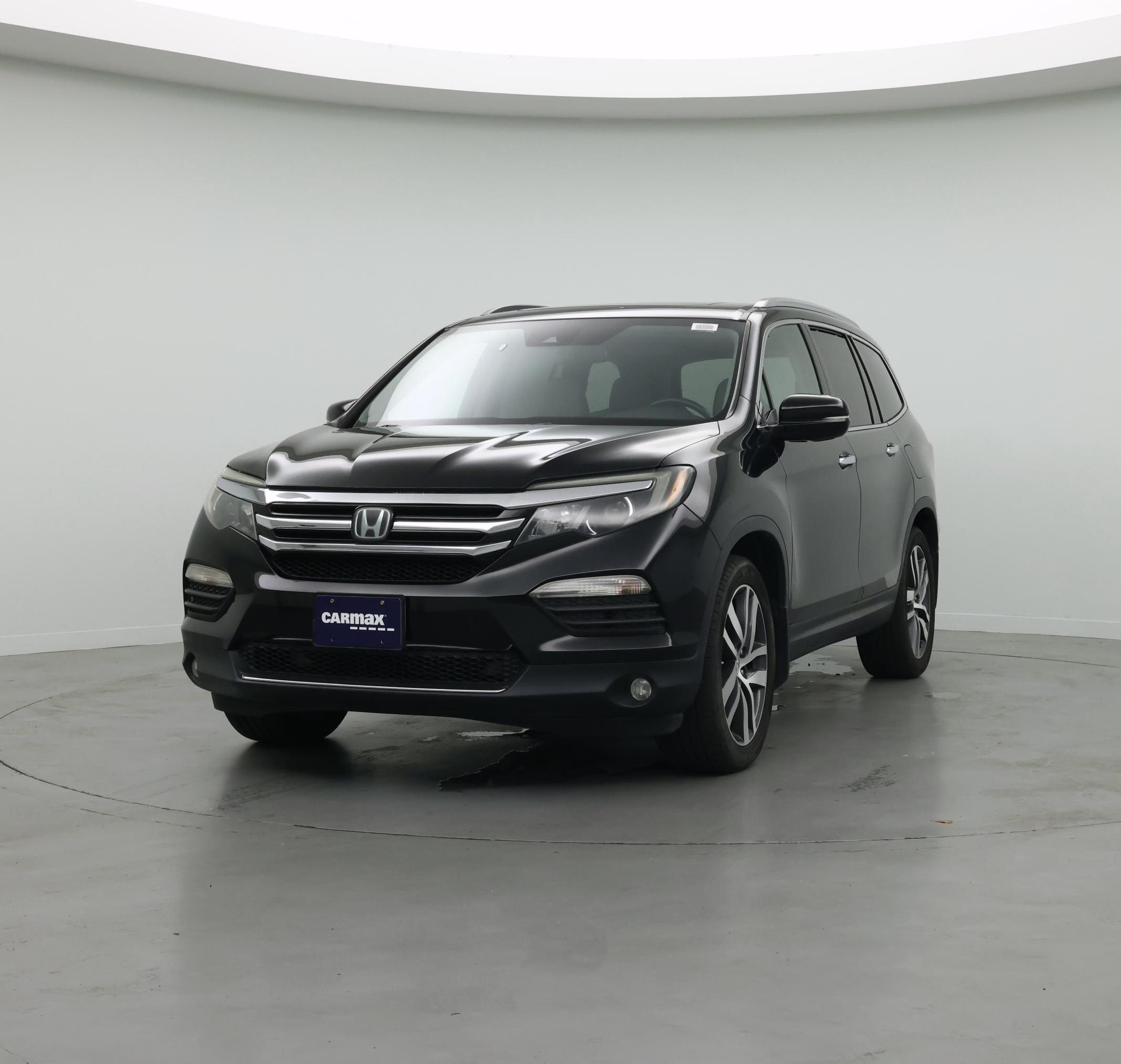 Thumbnail: 2017 Honda Pilot - 4