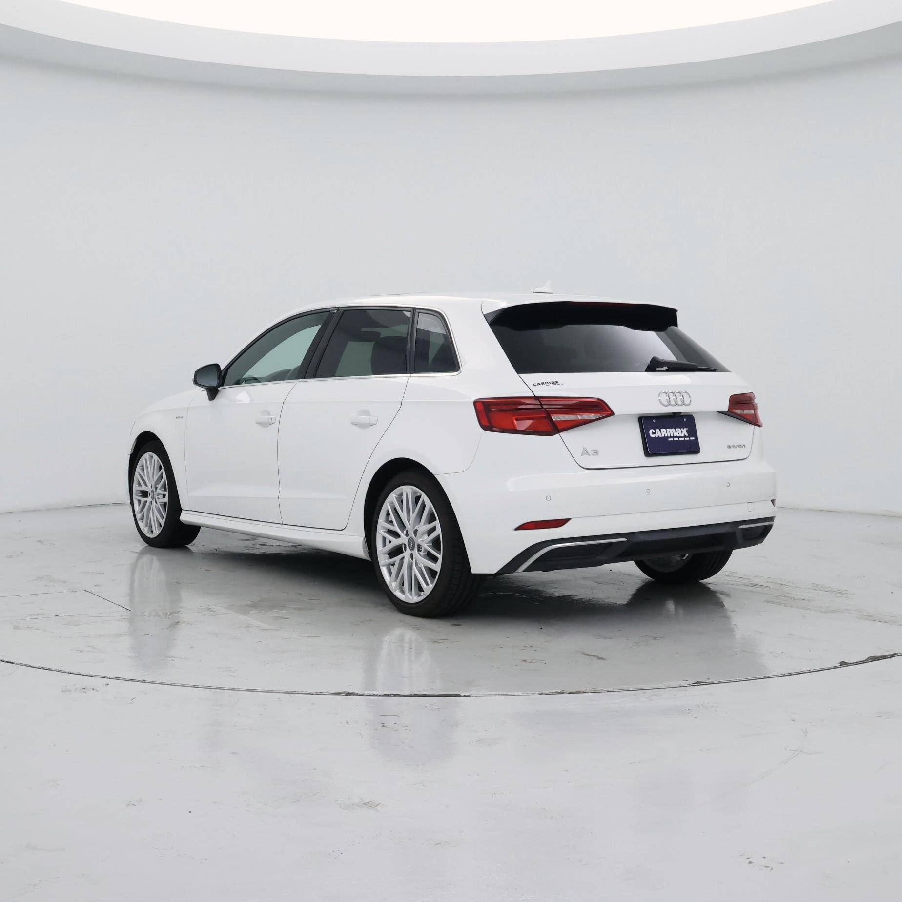 Thumbnail: 2018 Audi A3 - 2