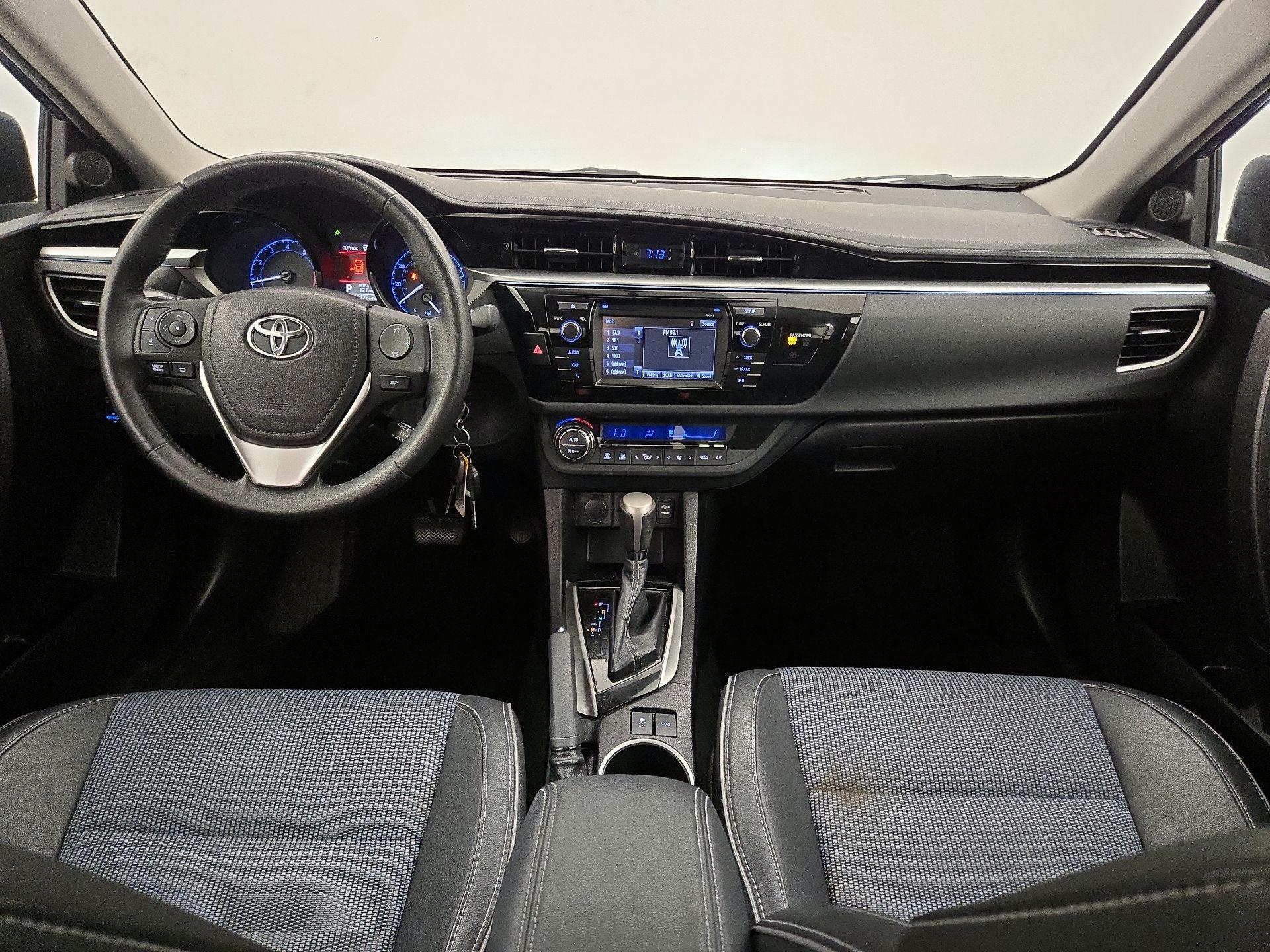 Thumbnail: 2015 Toyota Corolla - 9