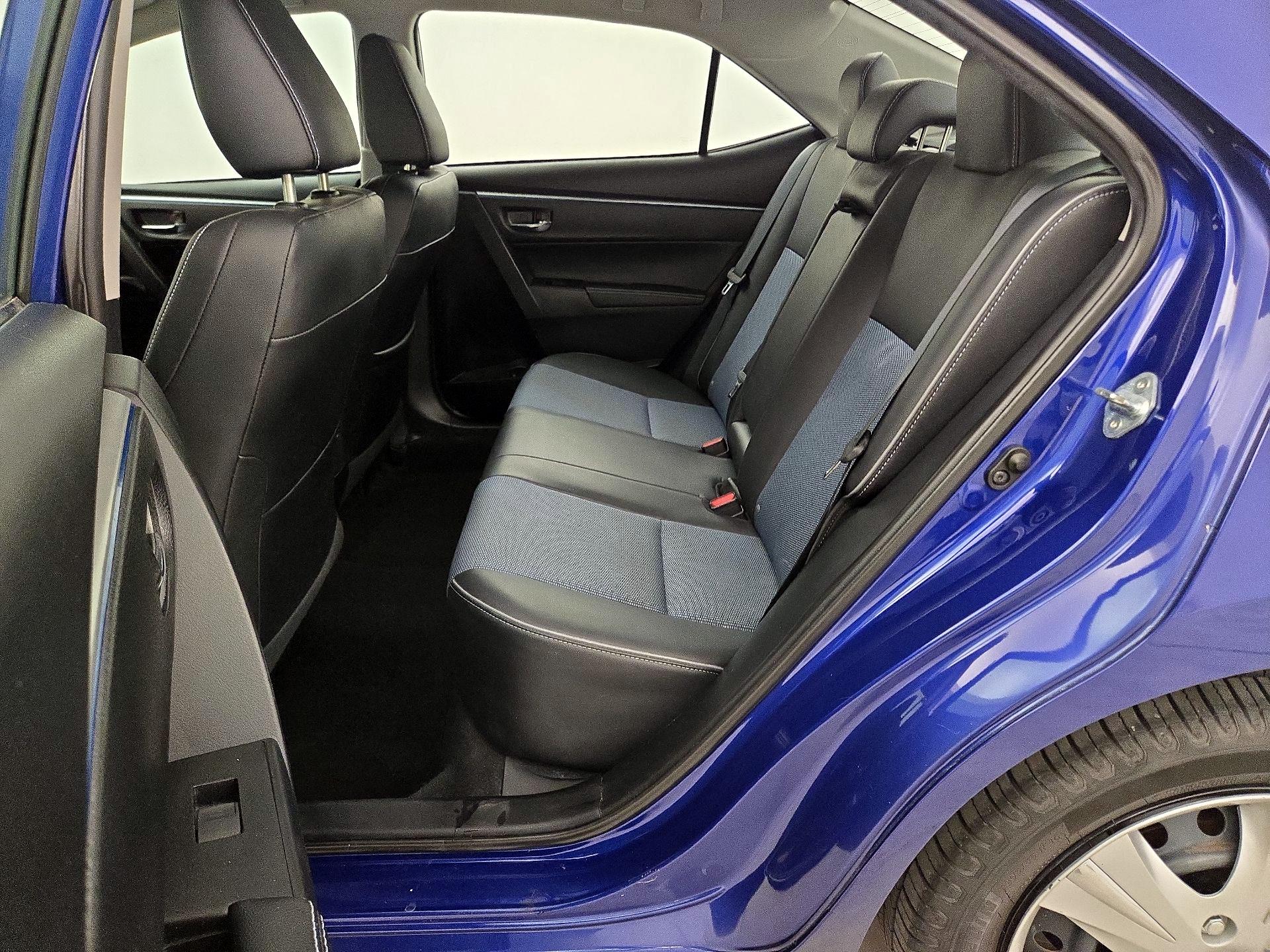 Thumbnail: 2015 Toyota Corolla - 19