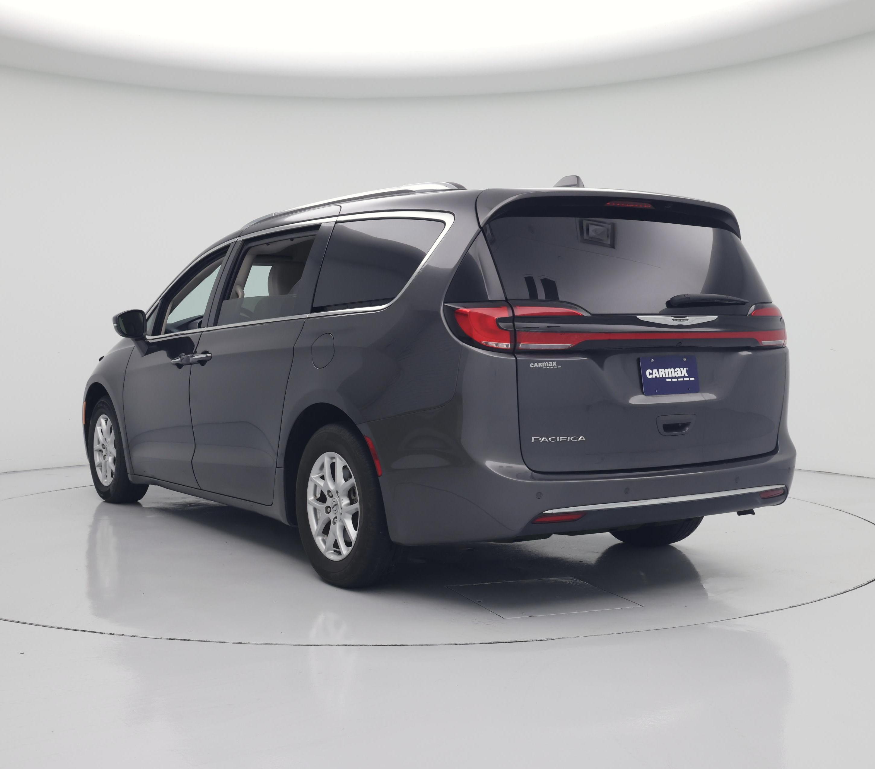 Thumbnail: 2021 Chrysler Pacifica - 2