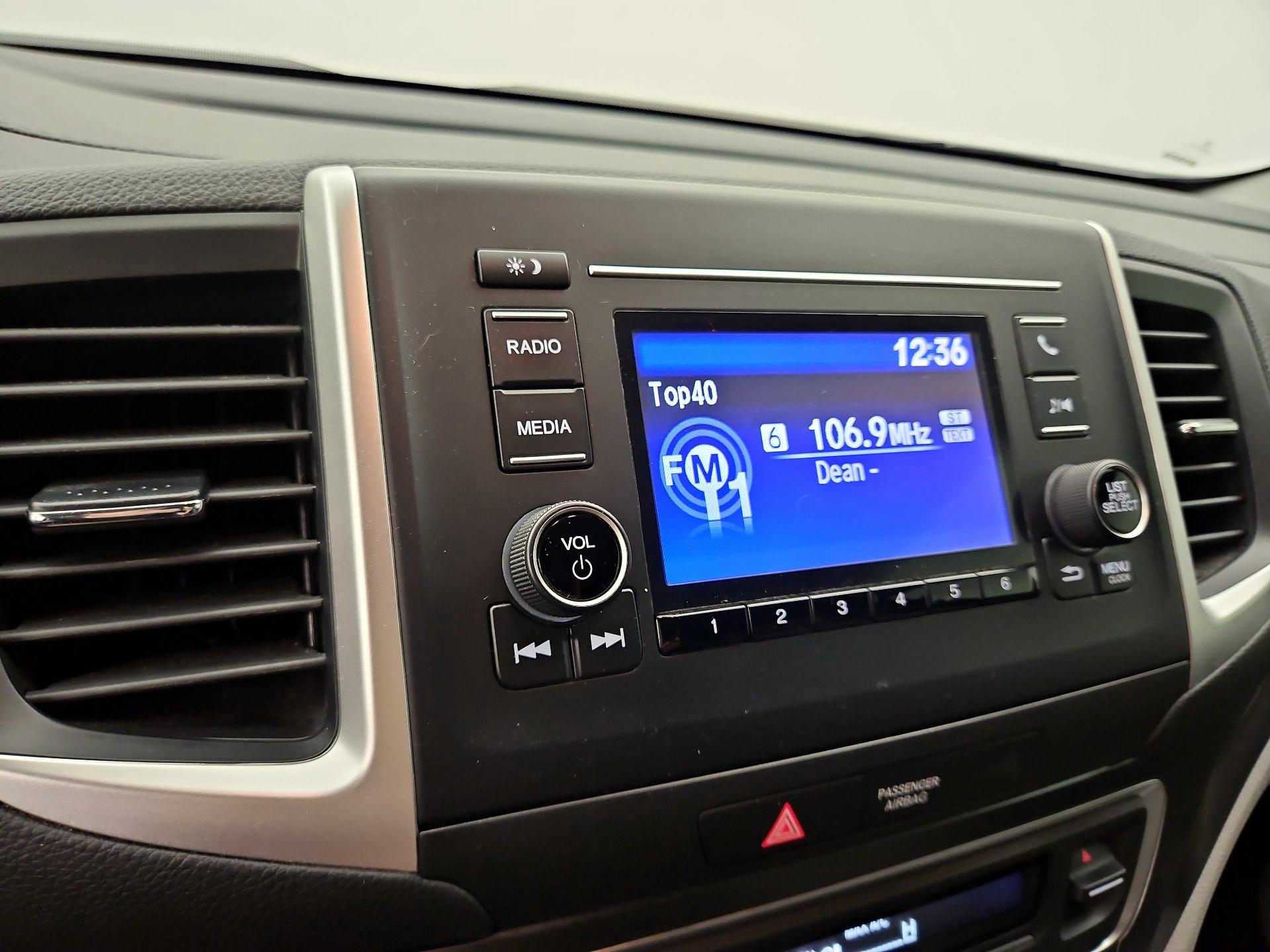 Thumbnail: 2019 Honda Ridgeline - 15