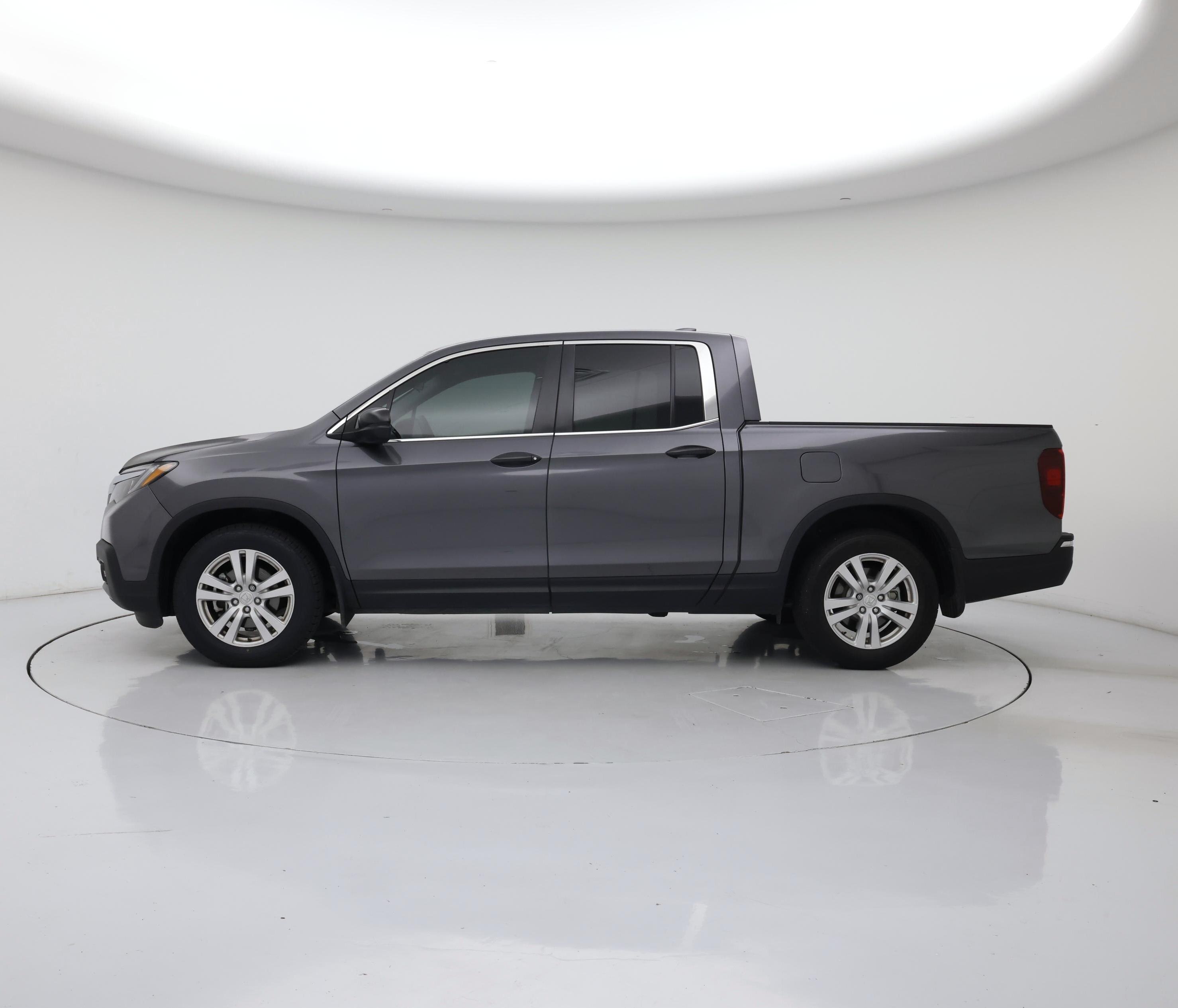 Thumbnail: 2019 Honda Ridgeline - 3