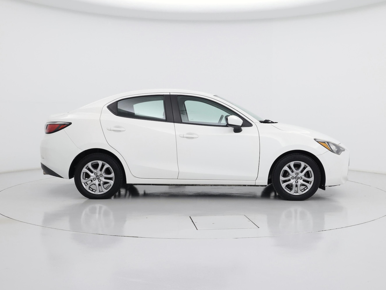 2016 Scion iA Base - Photo 8