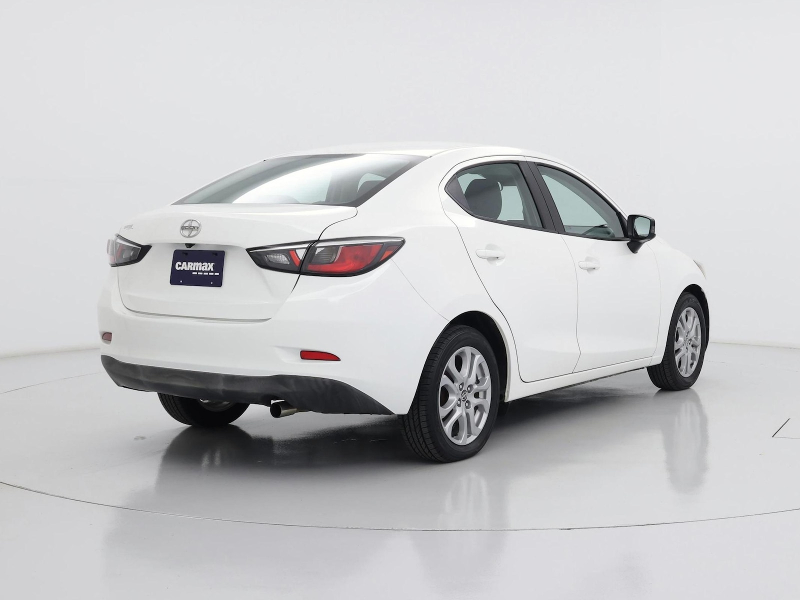 2016 Scion iA Base - Photo 9