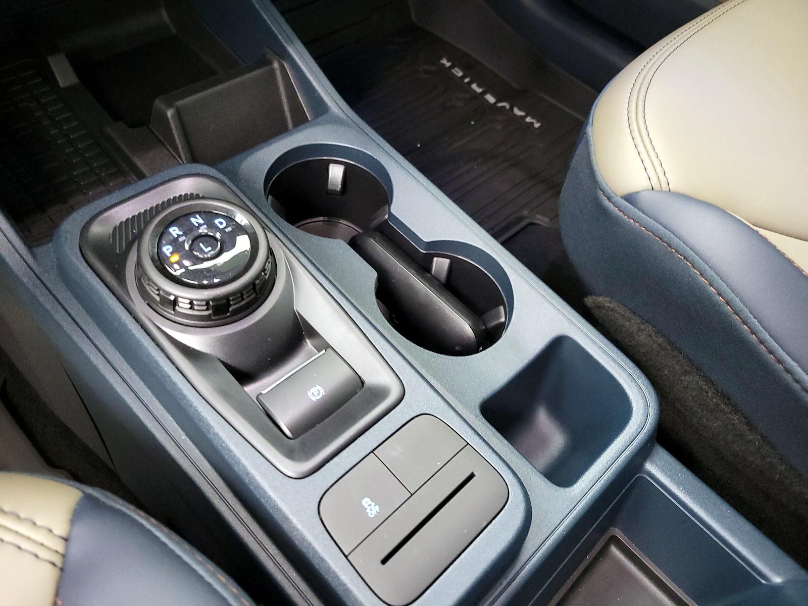 2025 Ford Maverick Lariat - Photo 19